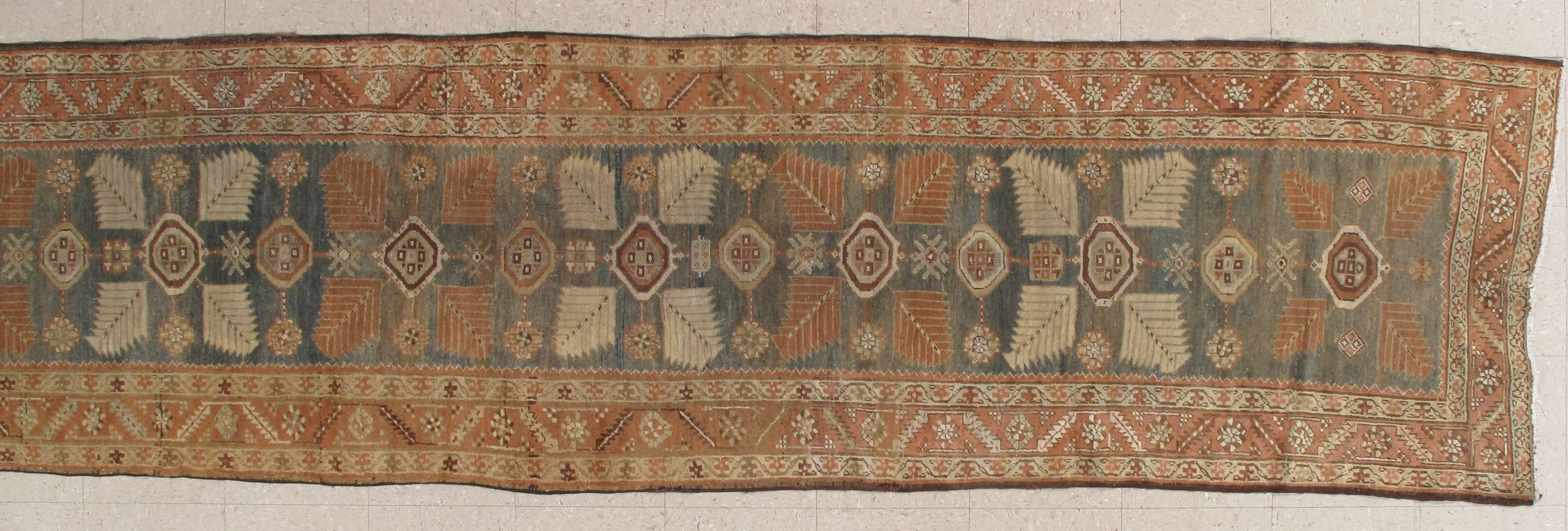 Heriz Serapi Antique Persian Heriz Runner, Handmade Wool Oriental Runner, Rust, Navy, Ivory