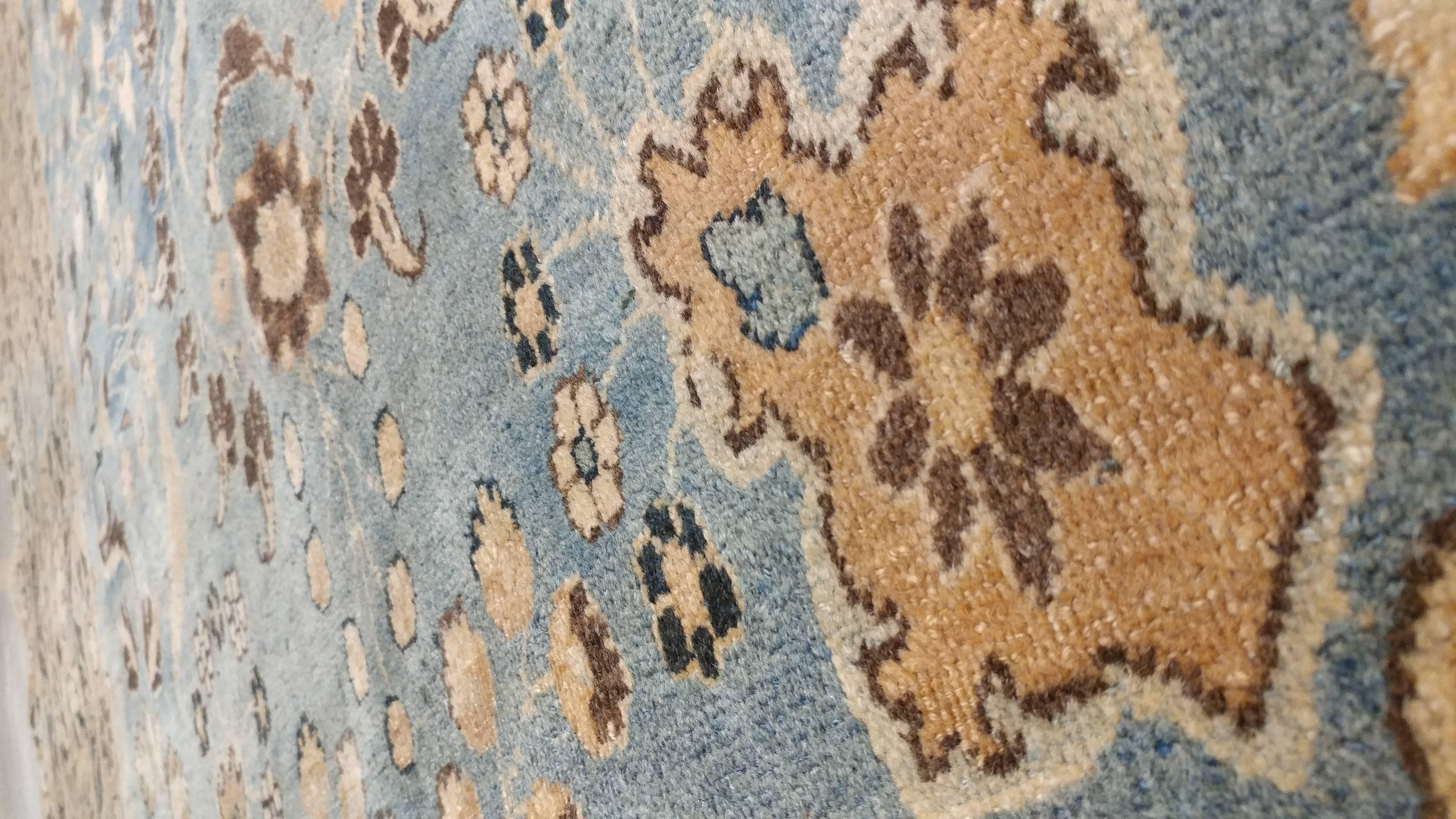 Antiker Khorassan-Teppich, 20. Jahrhundert, persischer handgewebter Teppich, hellblau, beige im Zustand „Gut“ im Angebot in Port Washington, NY