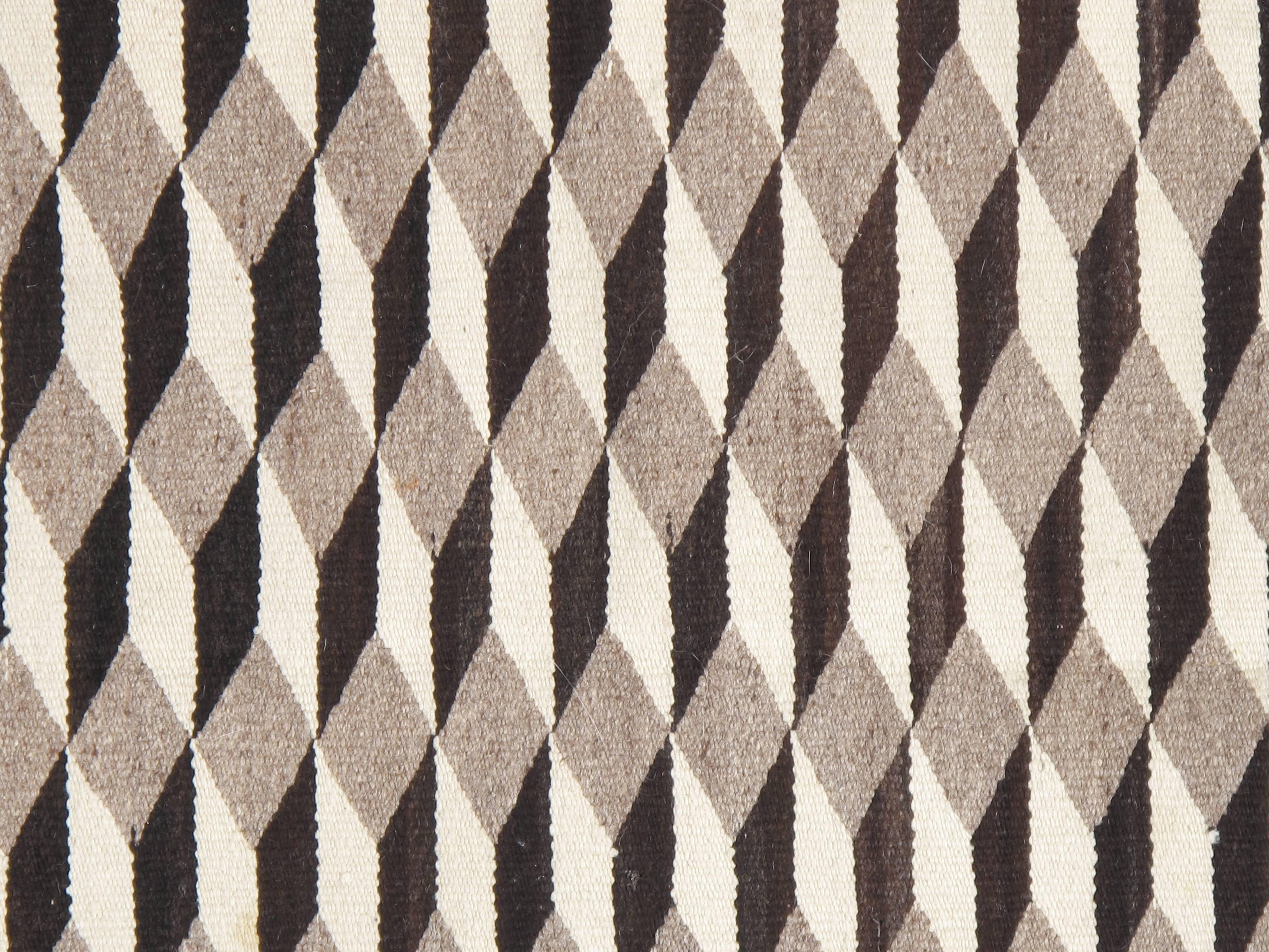 Vintage Navajo Carpet, Folk Rug, Handmade Wool, Beige, Red, Tan 1