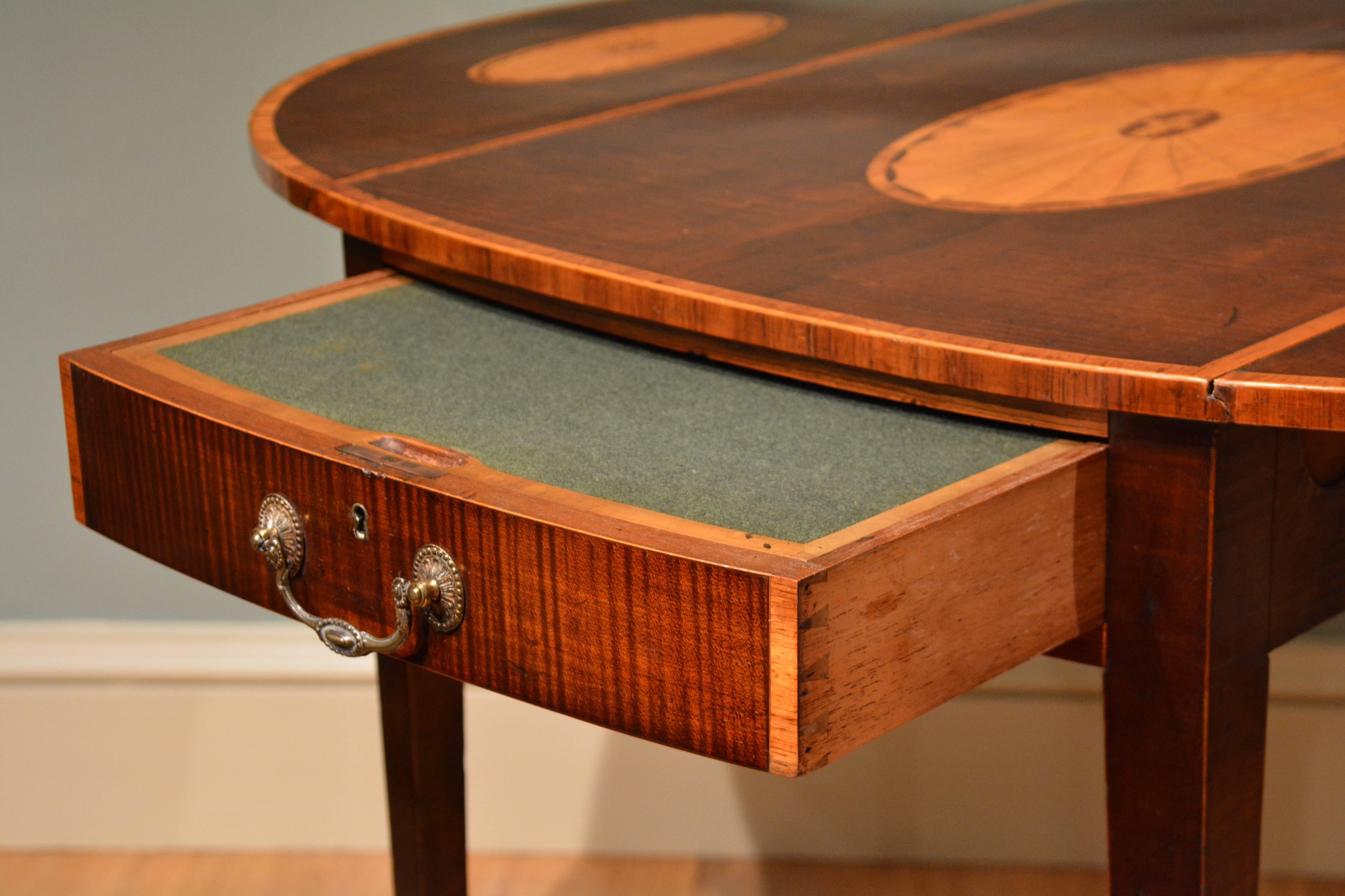 A Late 18th Century Veneered And Inlaid Pembroke Table. Circa 1790. 2