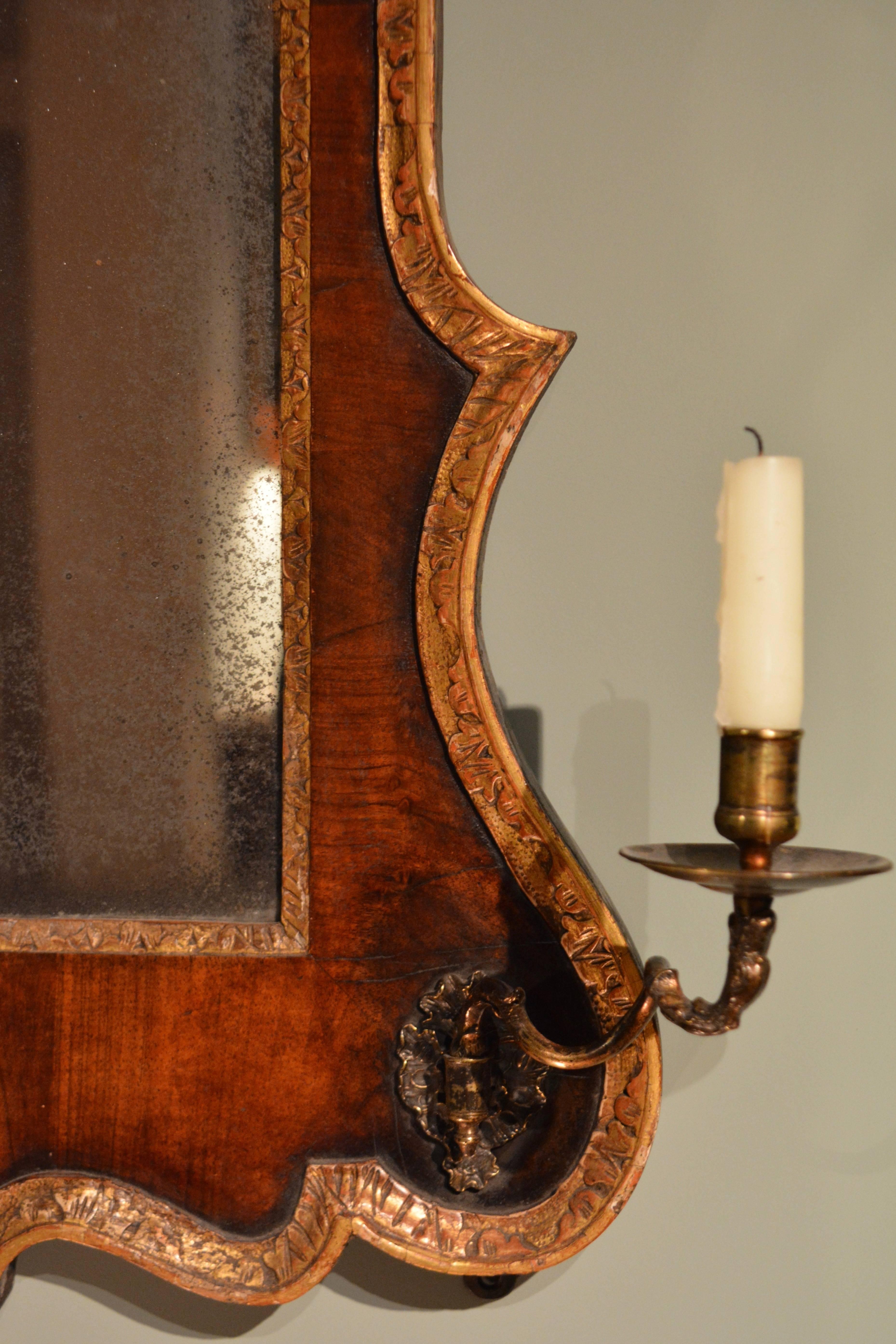 18th Century Walnut Parcel-Gilt Mirror In Excellent Condition In Salisbury Wiltshire, GB