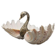 Piatto a forma di doppia conchiglia di cigno di metà secolo, stile Gabriella Binazzi, Italia, 1970 ca.