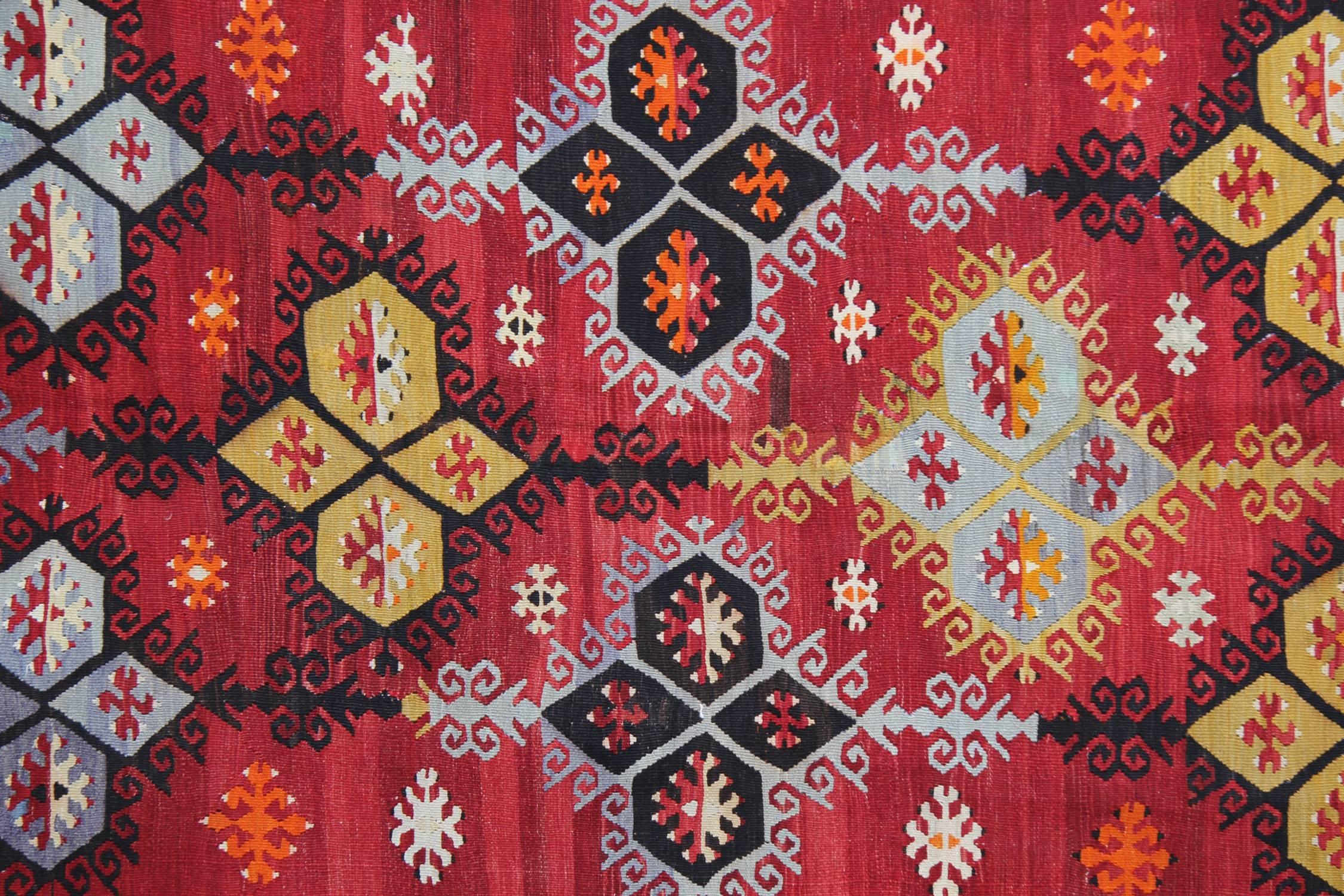 Hand-Knotted Antique Rugs, Turkish Kilim Rug, Sarkisla Handmade Carpet Oriental Rug for Sale For Sale