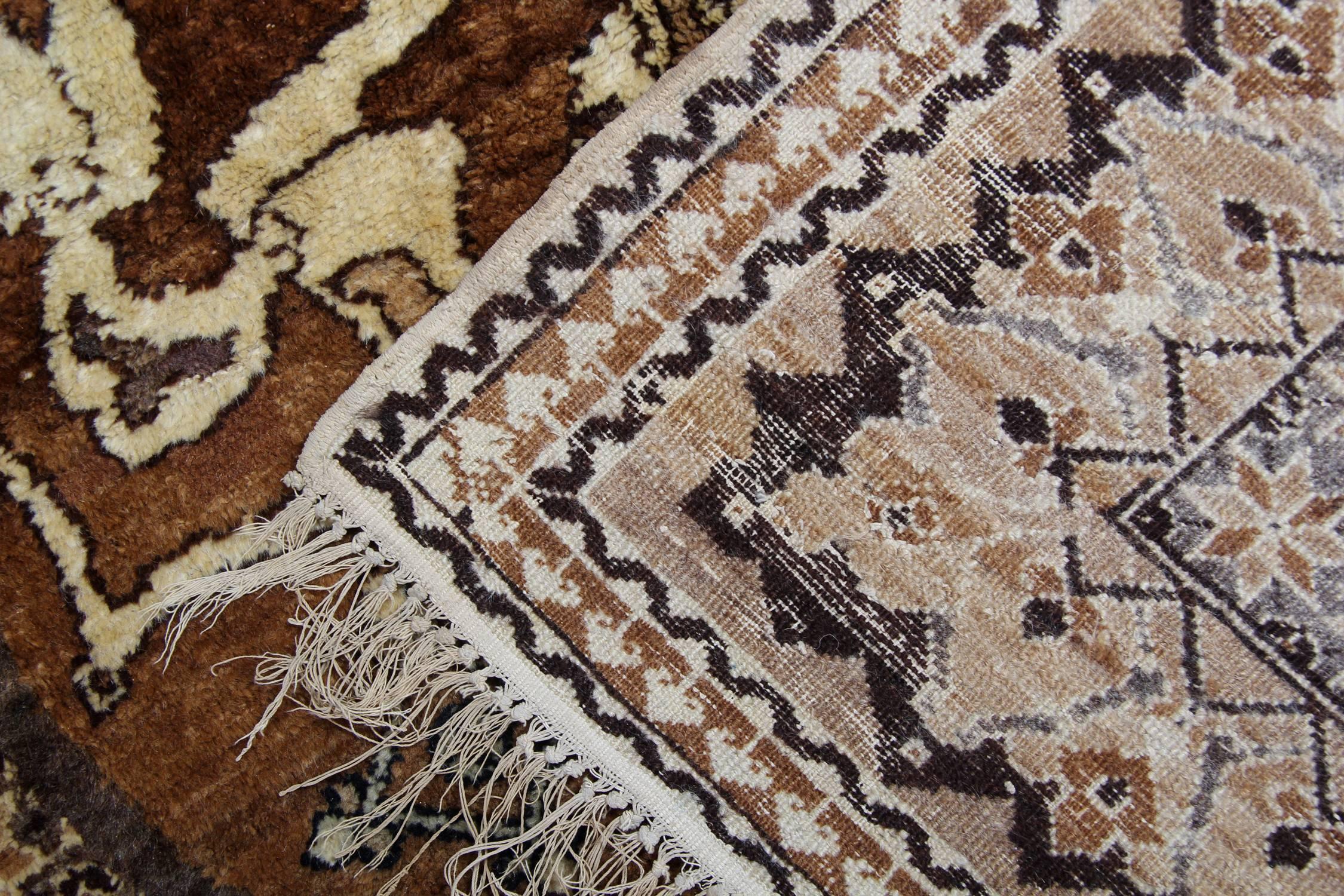 Handgefertigte antike Teppiche, Oushak-Teppiche, Orientteppiche, Teppiche zum Verkauf (Pflanzlich gefärbt) im Angebot