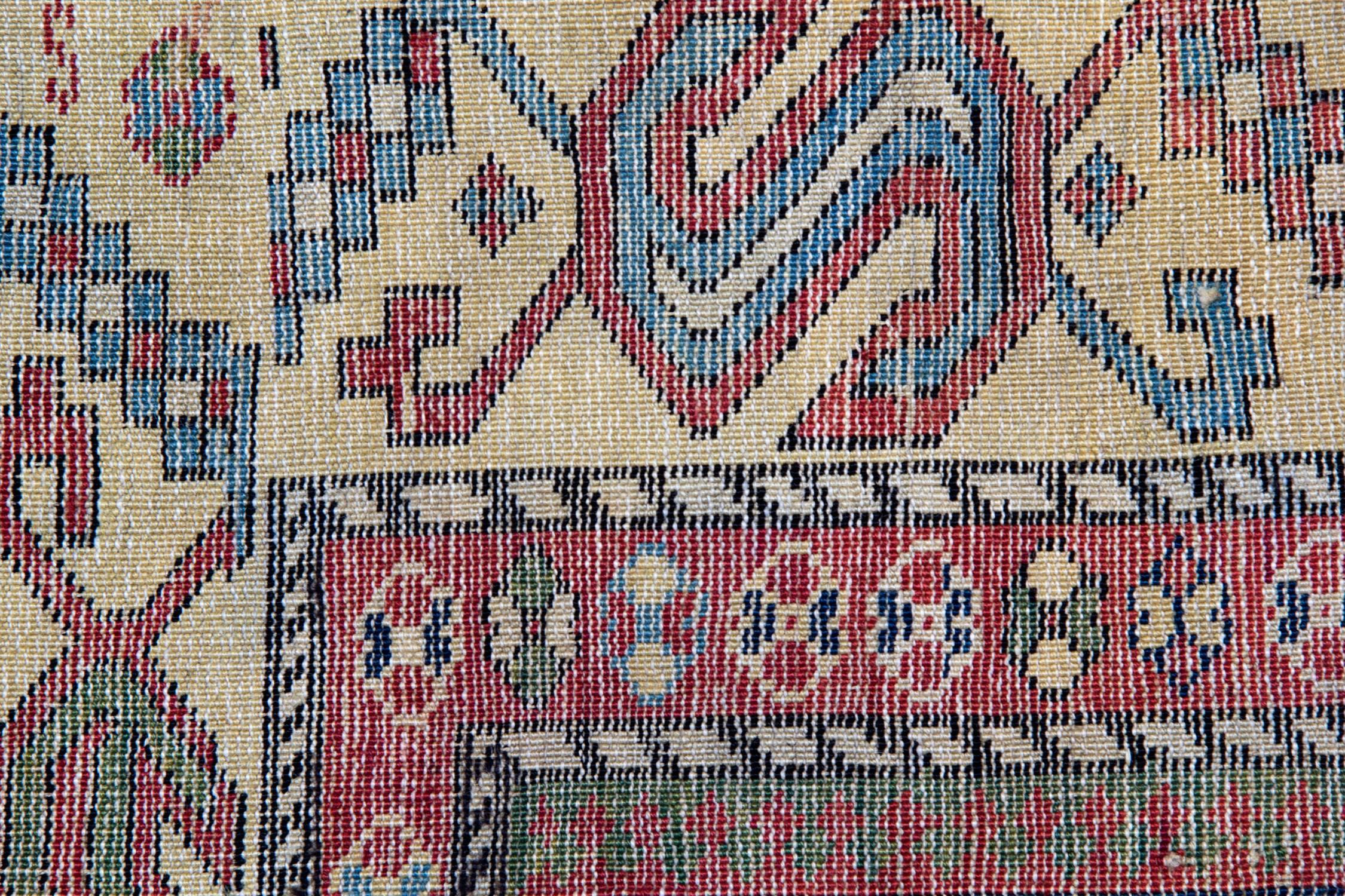 Antiker antiker Orientteppich aus Wolle, handgefertigter kaukasischer handgefertigter Teppich, Teppich (Kasachisch) im Angebot