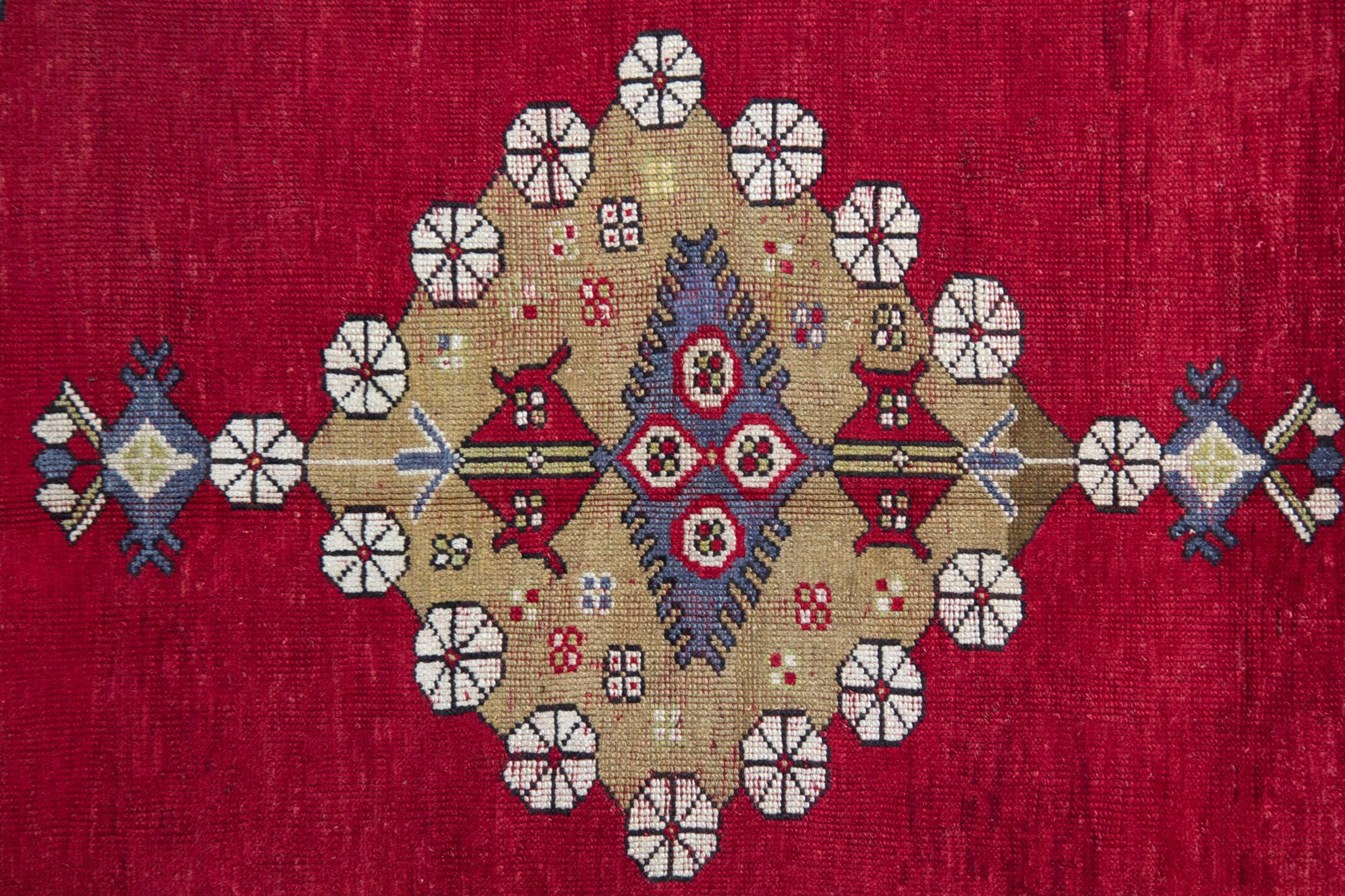 red turkish rug