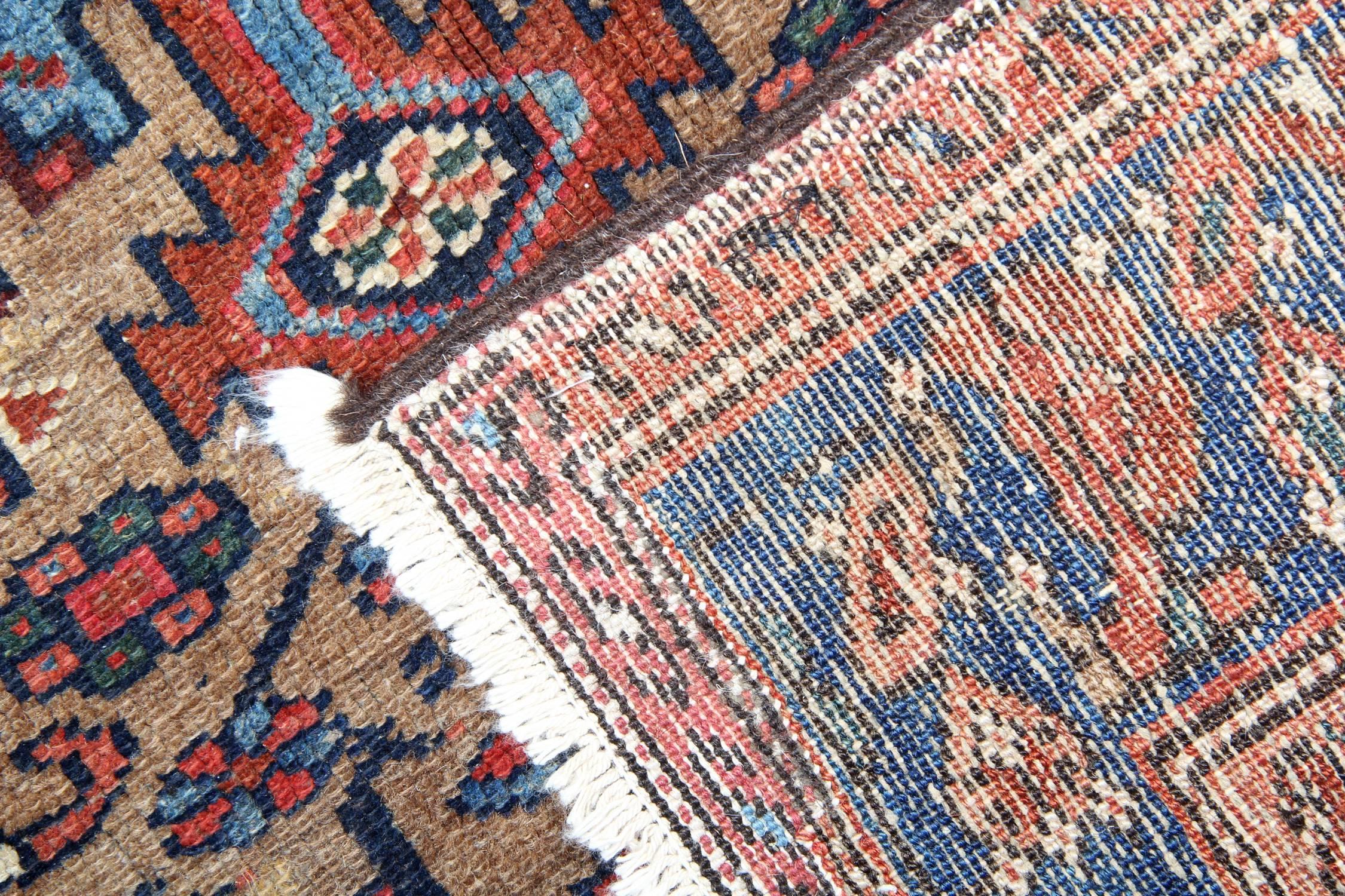 Heriz Serapi Antique Rugs, Persian Sarab Rug