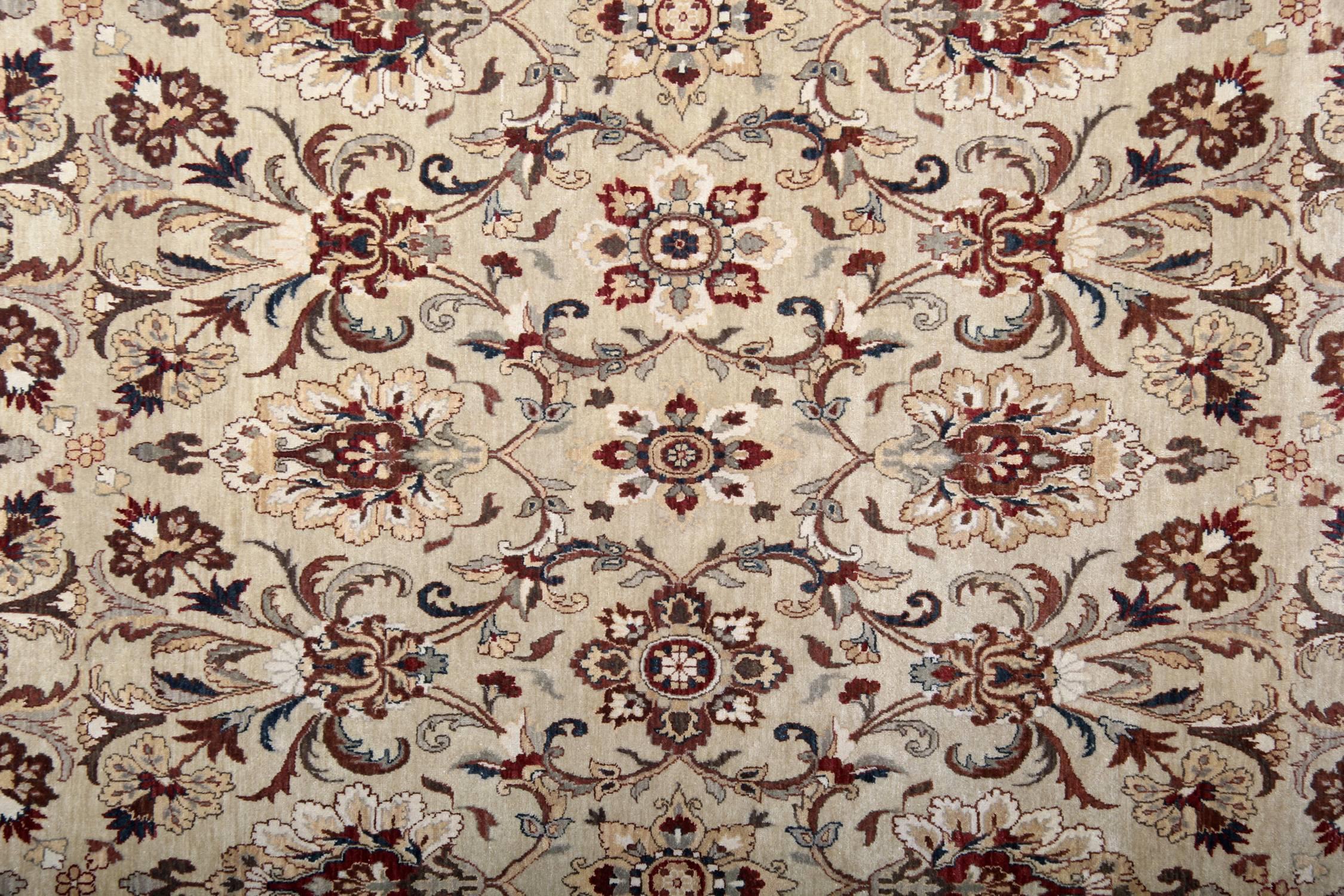 Indian Beige Carpet All Over Wool Area Rug Traditional Floral Rug For Sale