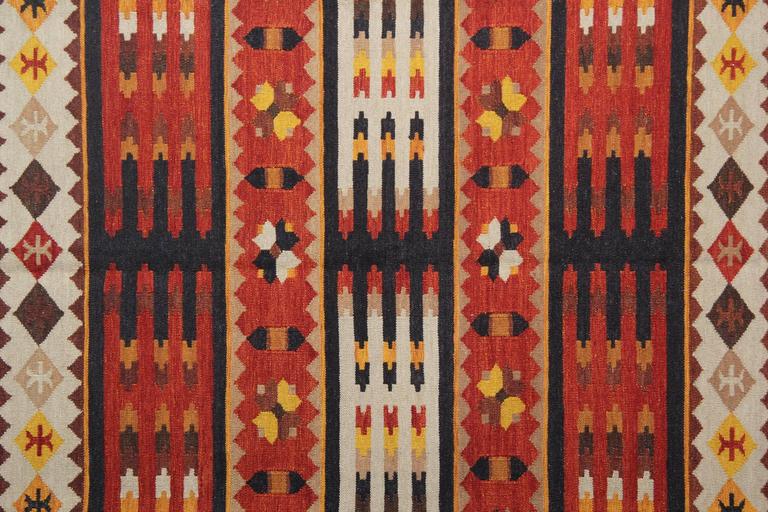 Indian Traditional Striped Kilim Geometric Brown Rust Wool Kilim Rug For Sale