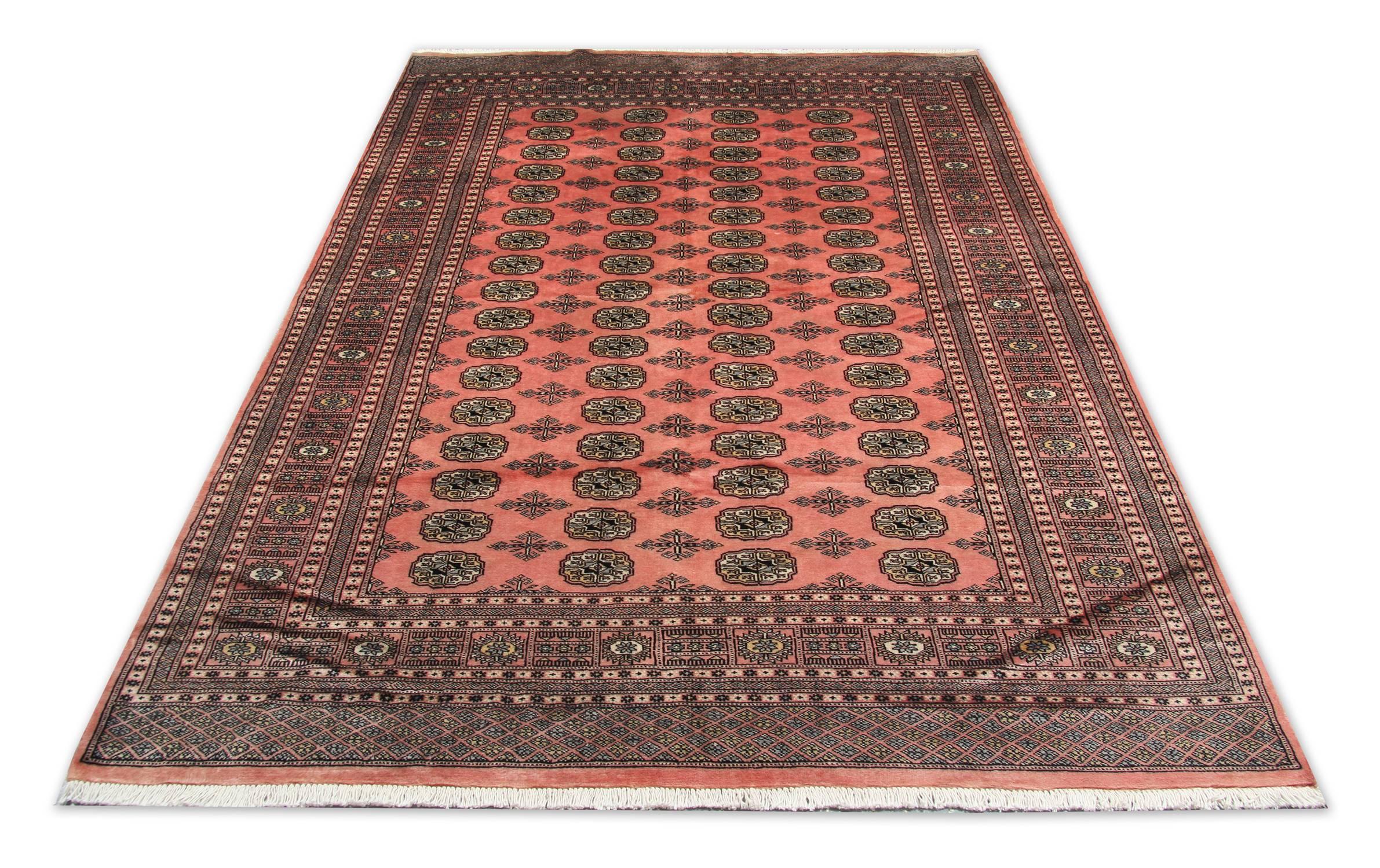 Bokhara vintage rugs and hallway runners are hand-knotted in Pakistan by master weavers in a traditional elephant's foot motif. The 100% Wool pile is dyed and washed to create a lustre that is unique to this Classic collection. Buy online for huge