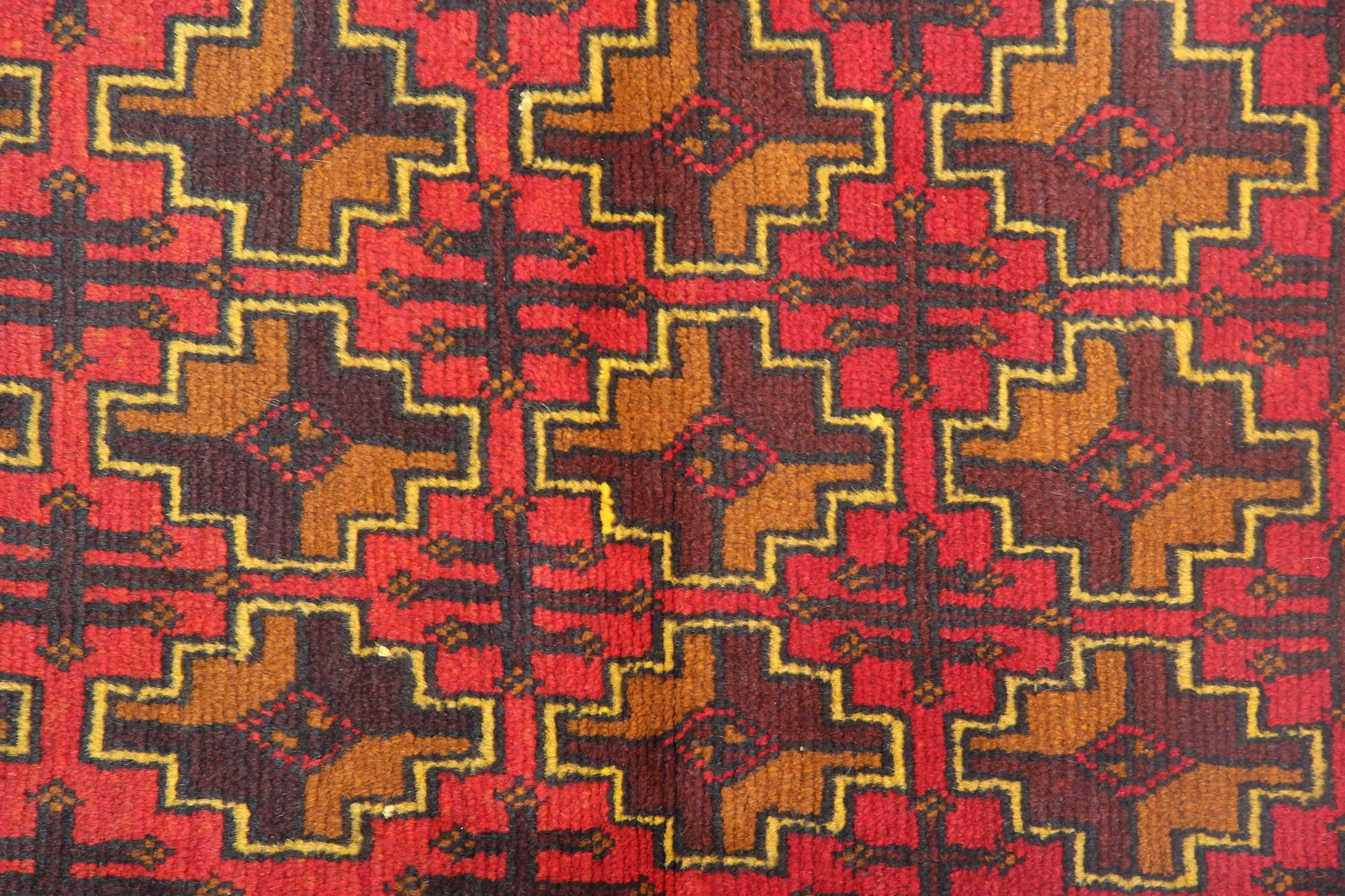 Vintage Teppiche Orientalischer Teppich, handgefertigter Teppich aus Wolle, geometrisch  (Stammeskunst) im Angebot