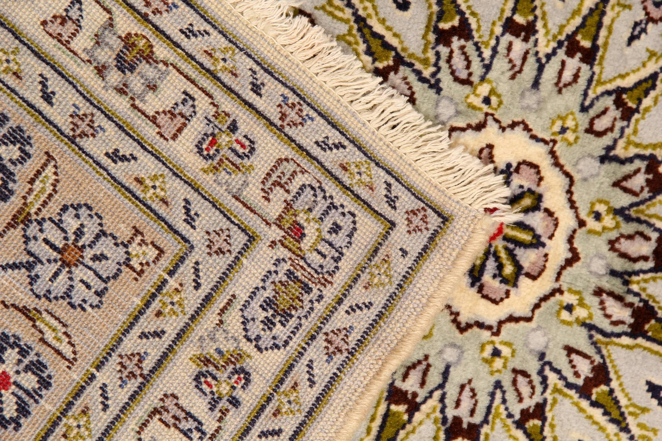 Indien Tapis vintage uniques, tapis oriental traditionnel beige fait à la main en vente