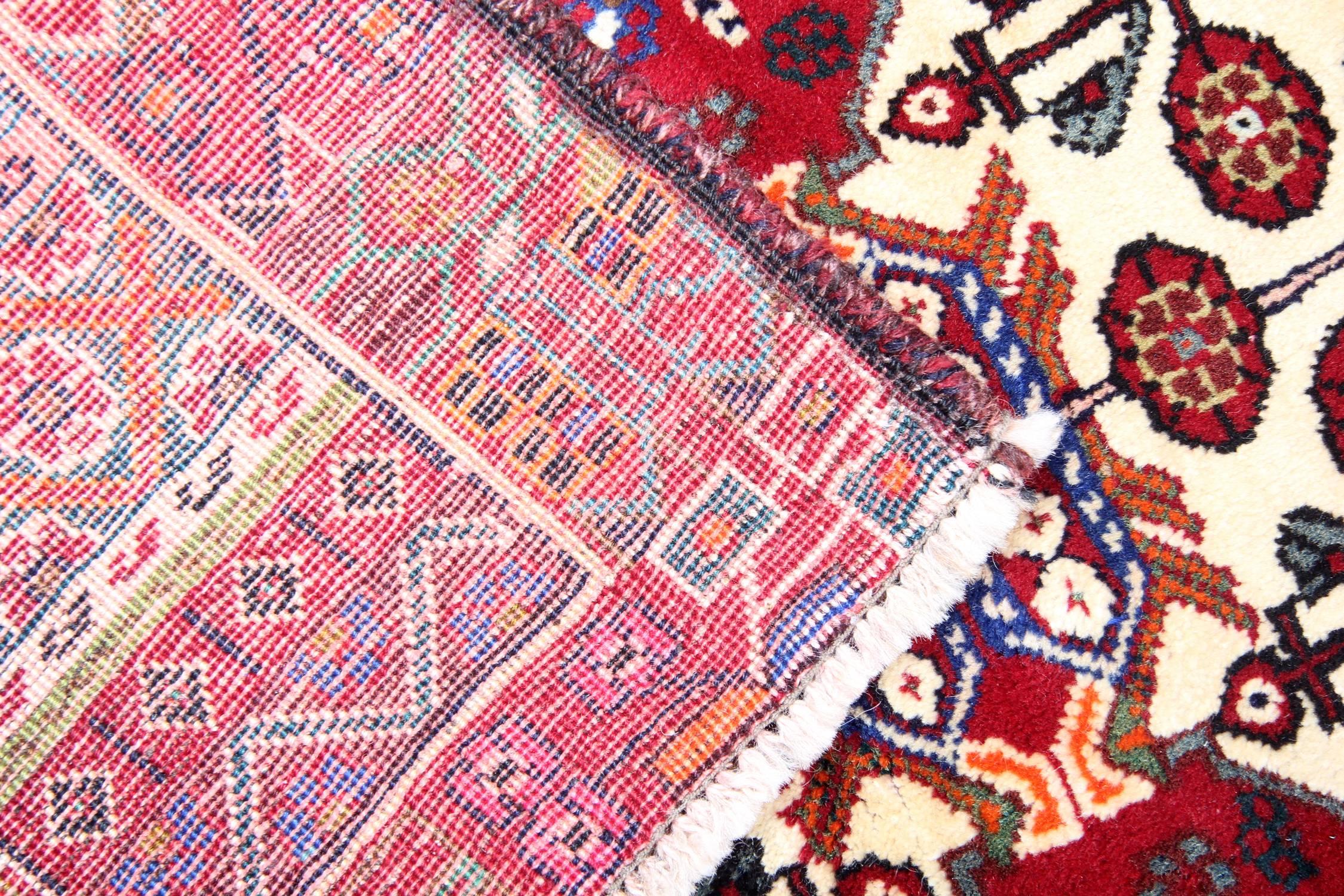 Roter orientalischer, handgefertigter Teppich mit geometrischem Muster, Wohnzimmerteppiche im Angebot (Afghanisch) im Angebot