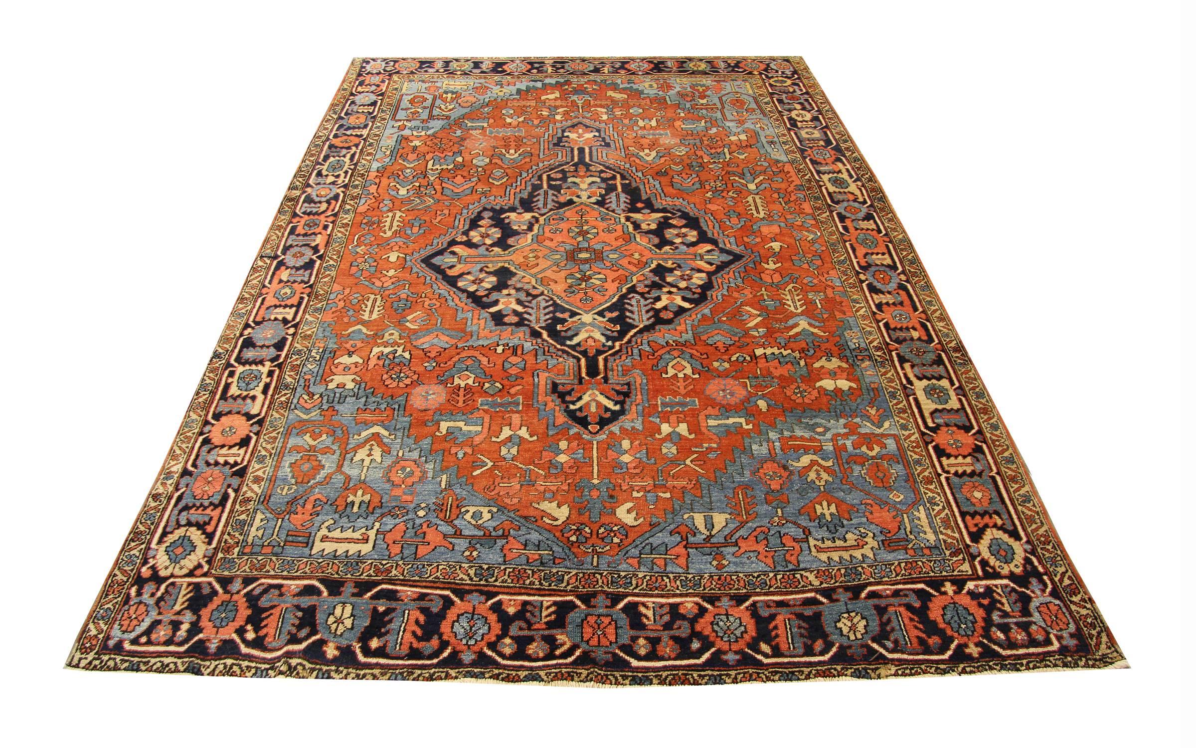 Heriz Persian carpet is one of the most sought-after carpet by decorators and collectors. This is due to their qualities, because those oriental rugs are very durable and hardwearing. They are chosen for their versatility and are known as high
