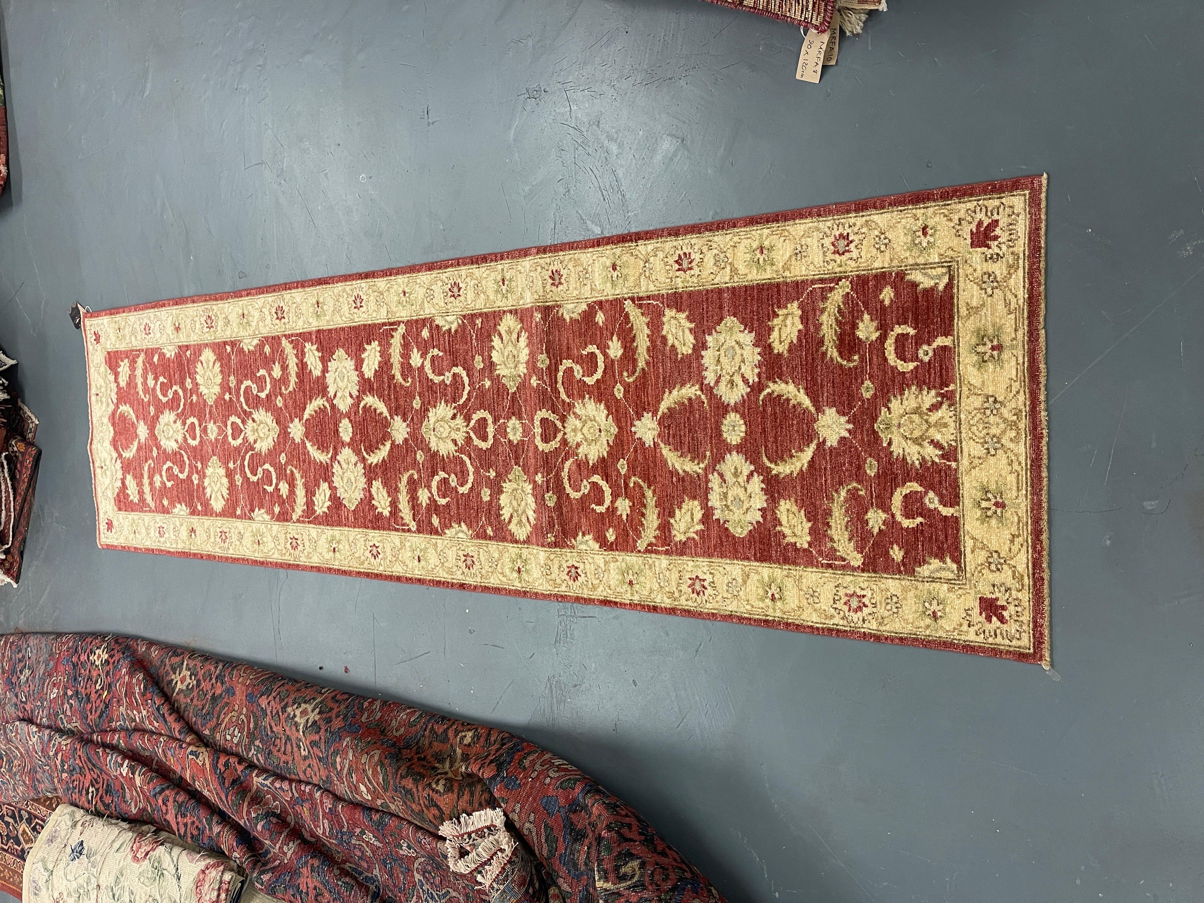 Teinture végétale Tapis de couloir traditionnel rouge vin, tapis de couloir en laine bordeaux décoratif pour la maison en vente