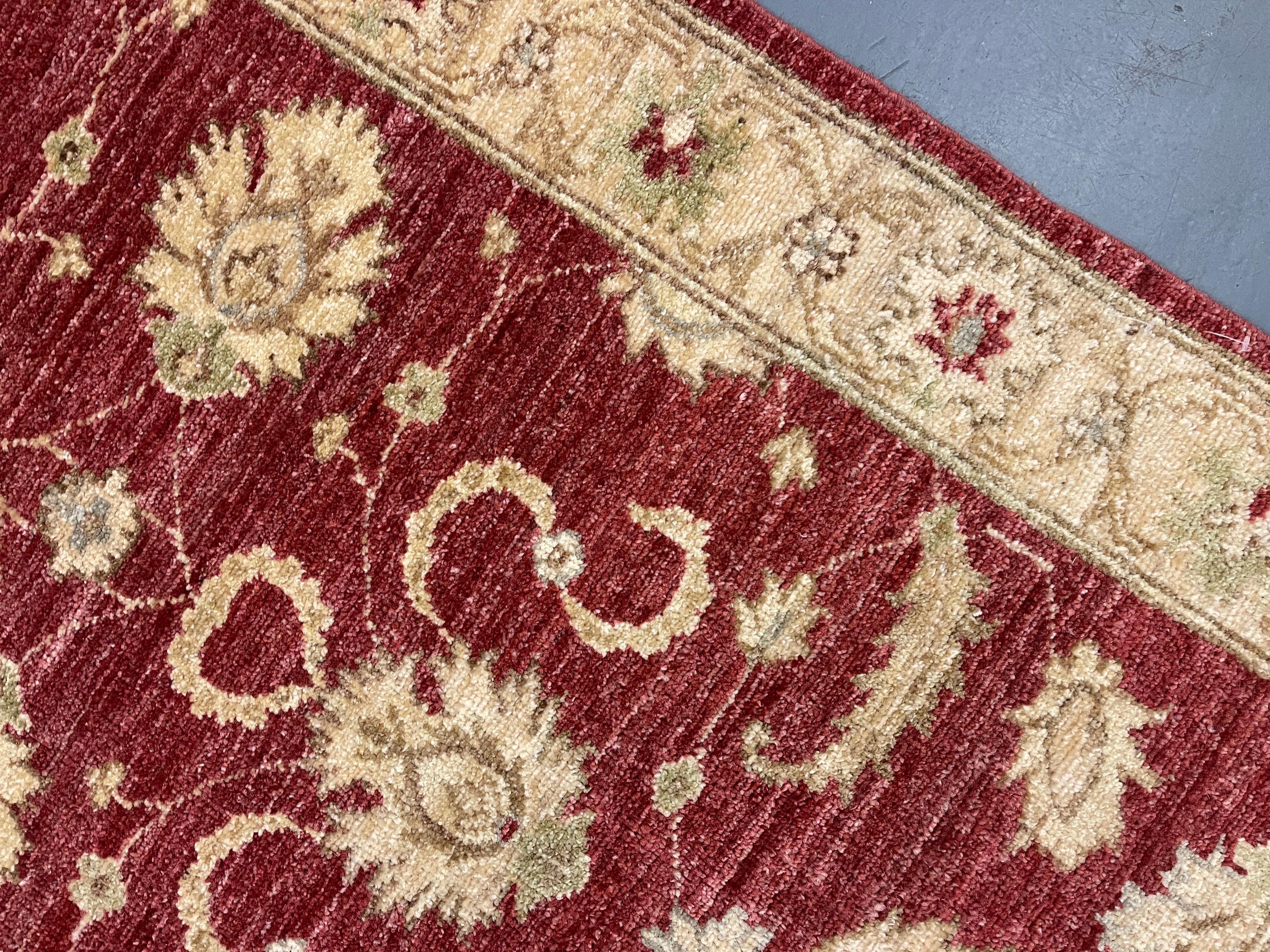 Tapis de couloir traditionnel rouge vin, tapis de couloir en laine bordeaux décoratif pour la maison en vente 2