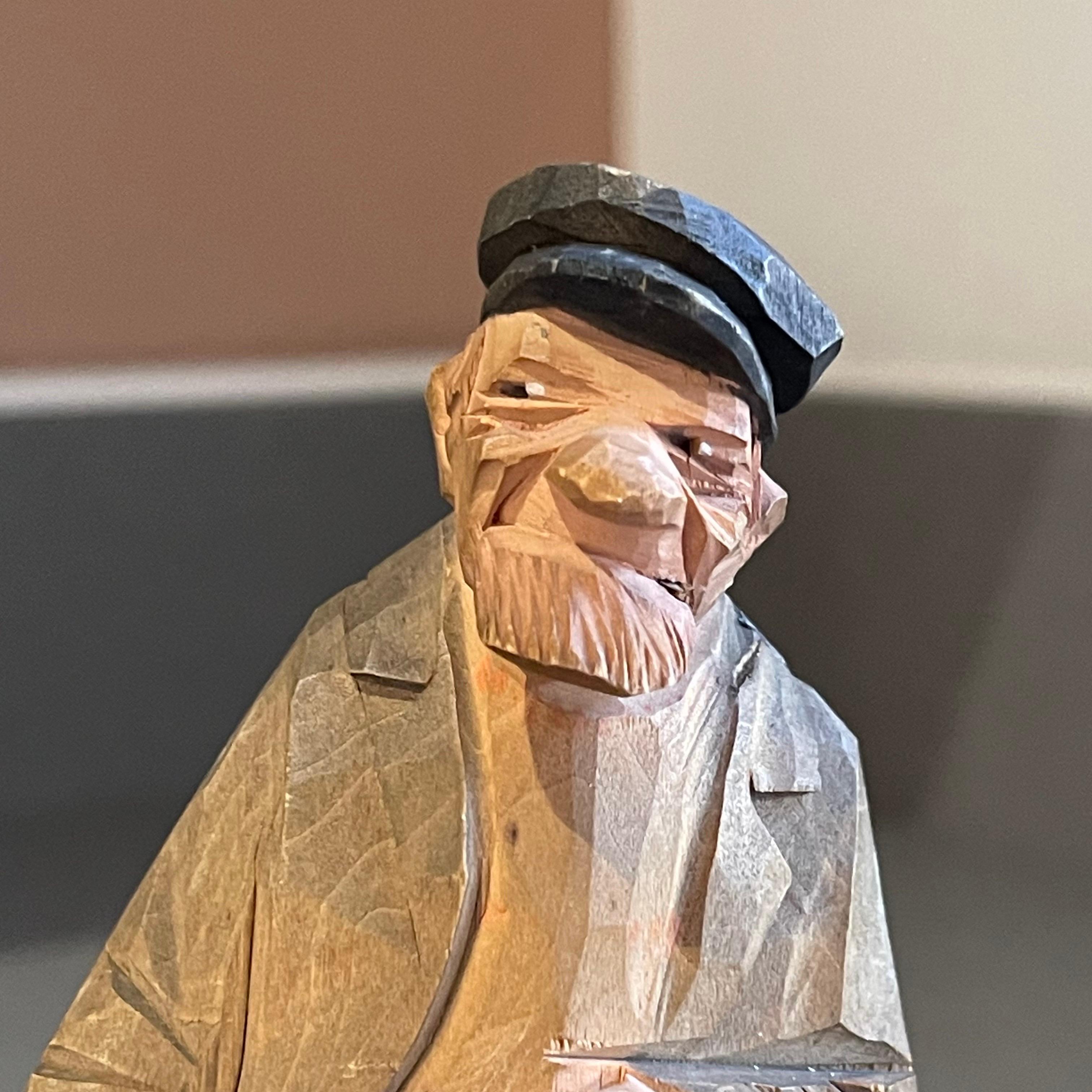 Talla Antigua Escultura Decorativa Figurilla de Madera de Anciano Carl Olof Trygg en venta 9