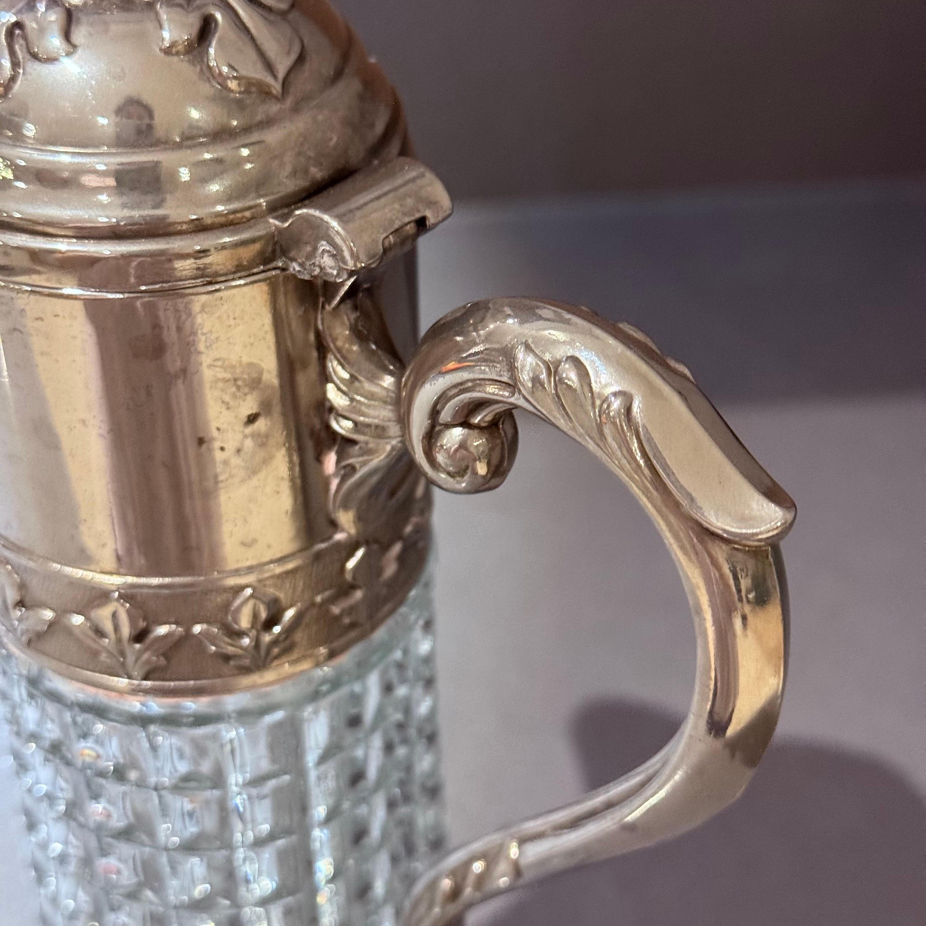 Plaqué or Pichet en argent ancien, Italie Crystal CLARET JUG Decorative Crystal Flask Silver en vente