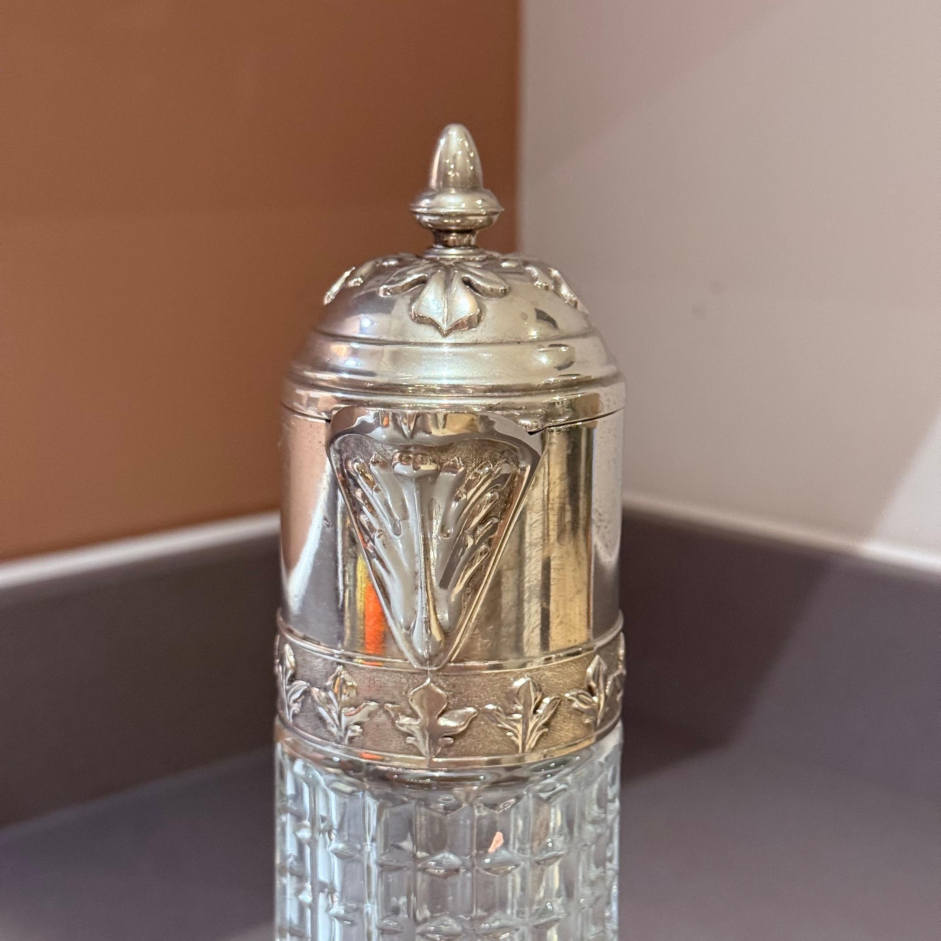 Pichet en argent ancien, Italie Crystal CLARET JUG Decorative Crystal Flask Silver en vente 8