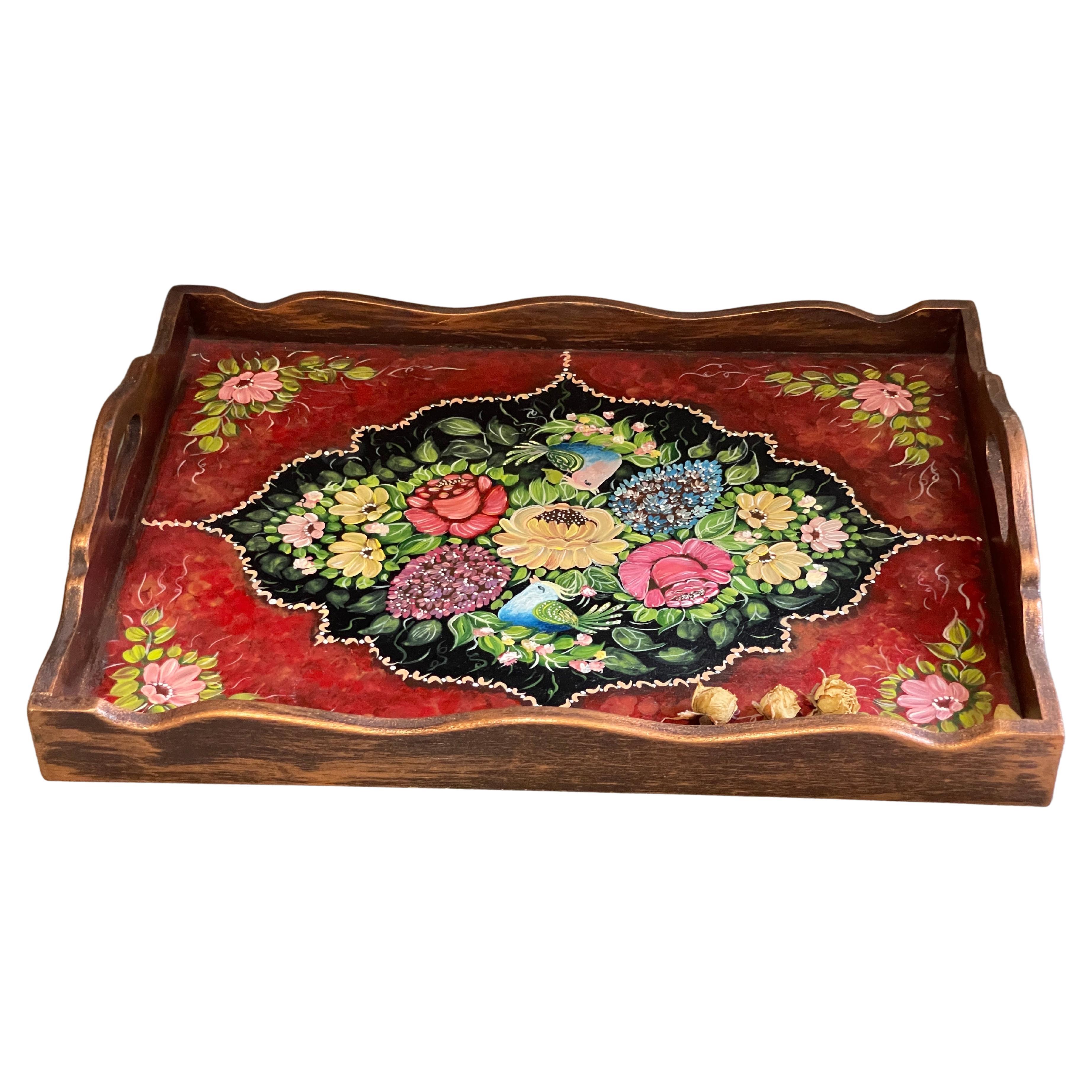 Orientalisches Vintage-Teetablett mit Blumen- und Hühnermuster, handbemalt, Holzserviertablett im Angebot