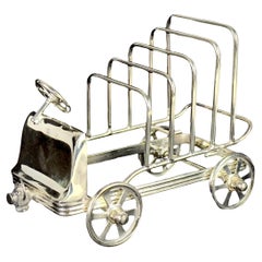 Englischer Silber-Tranchierständer im Art déco-Stil, 4 Teile, Frühstücksbretter in Car-Form, Toast Bar