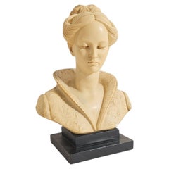 Busto Antiguo De Mujer Castellana En Resina Jaspeada Por A.GIANNELLI 1940