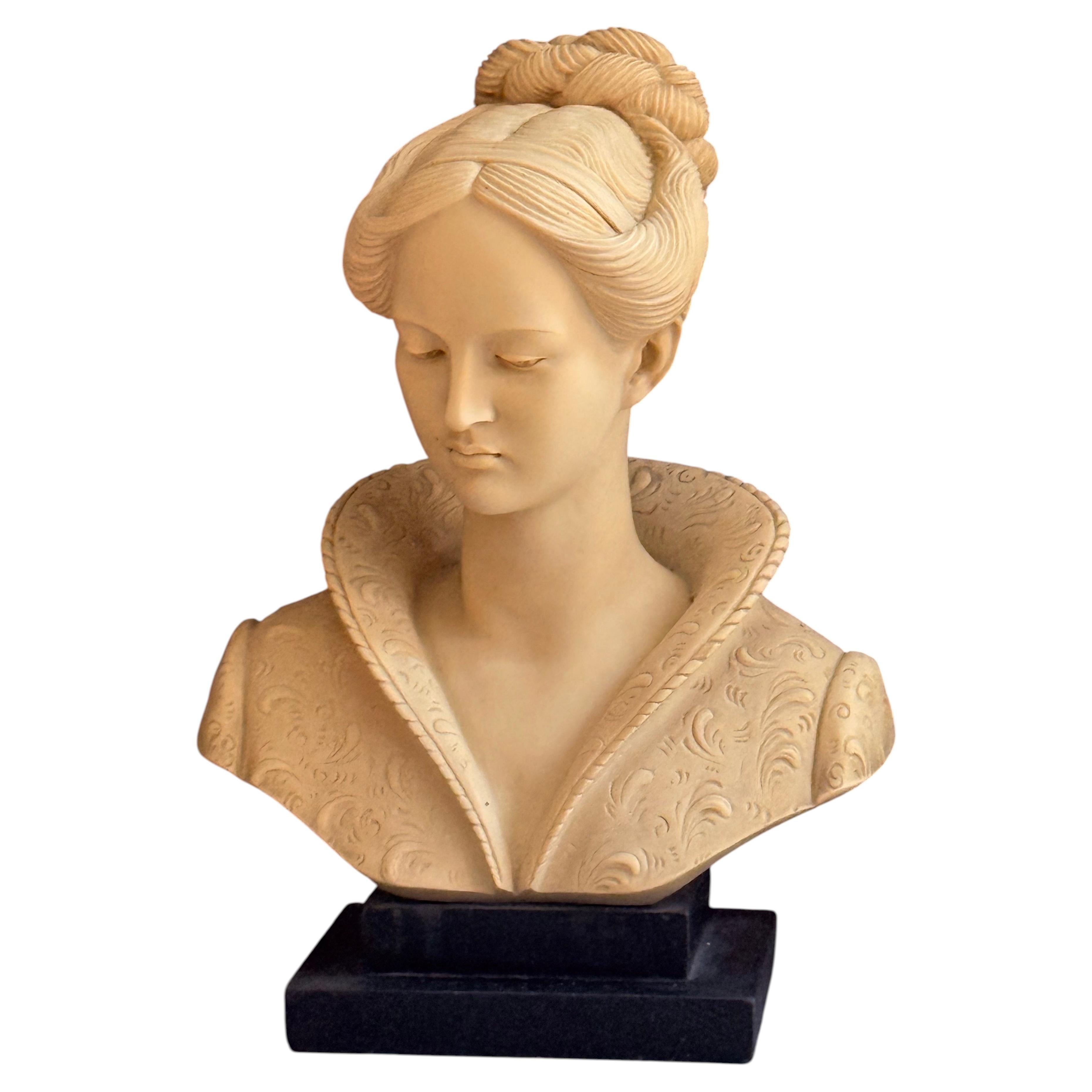 Busto Antiguo de Mujer Castellana en Resina Jaspeada Escultura Decorativa Obra de Arte