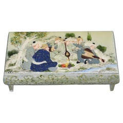 Raro oggetto antico dipinto a mano  Scatola in miniatura Multi Music Figure Jewlery Box Oro