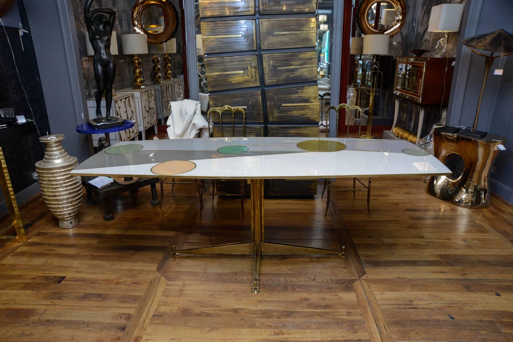 Dining room table in mirror At Cost Price For Sale 1