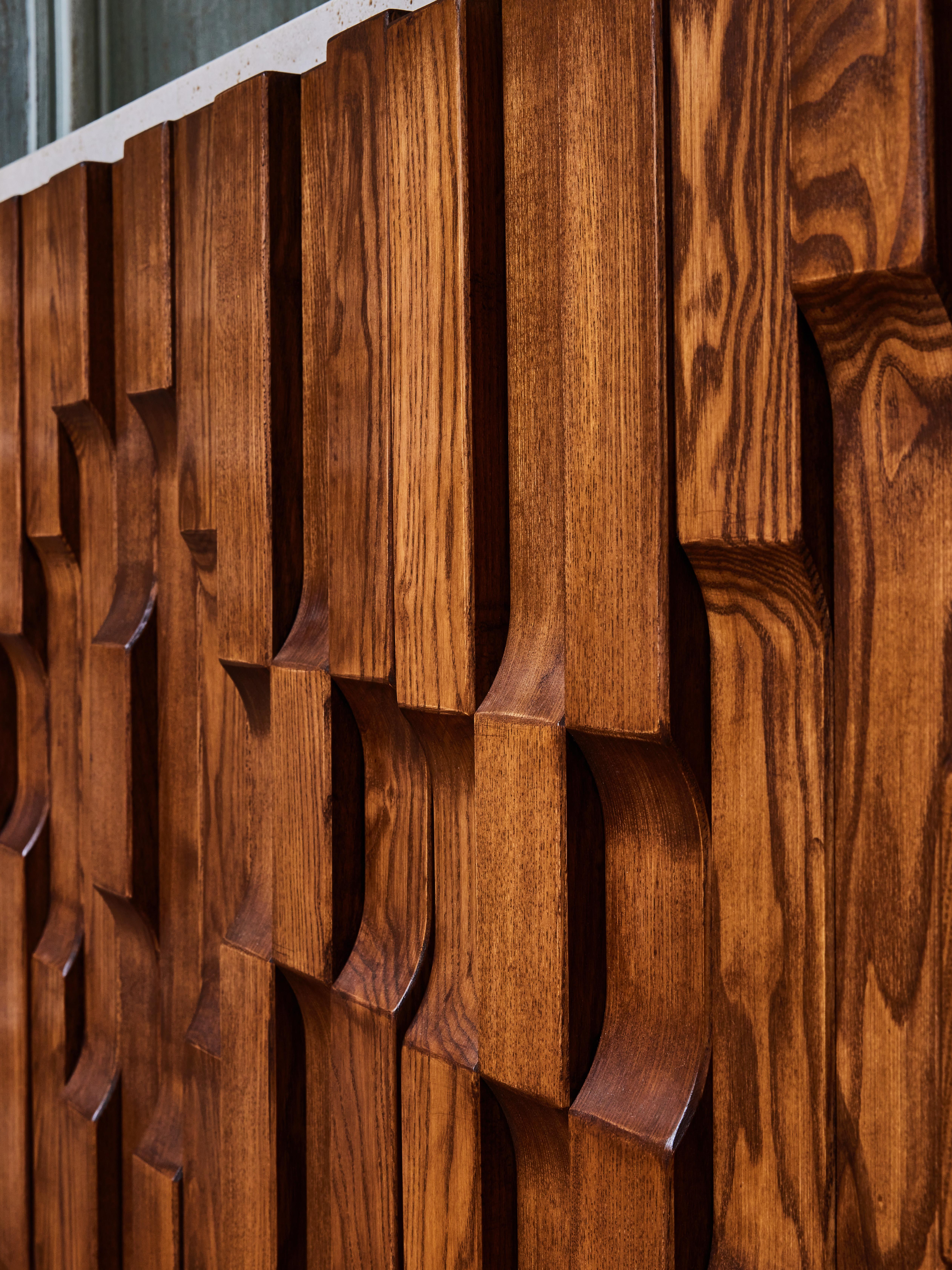 Sideboard aus kubischem Holz von Studio Glustin im Angebot 1