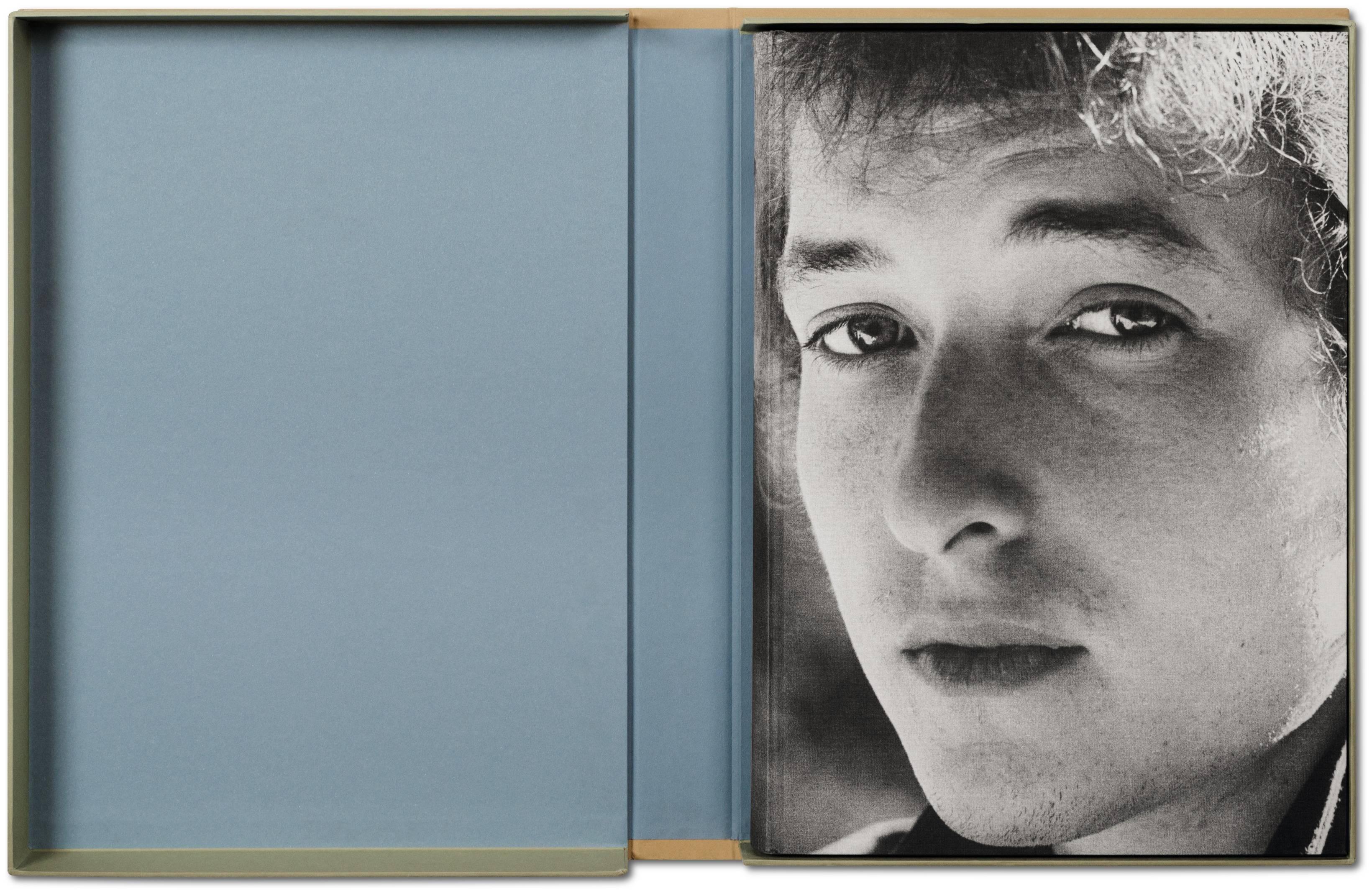 European Daniel Kramer, Bob Dylan, Art Edition No. 1-100 ‘Bob Dylan with Dark Glasses, NY