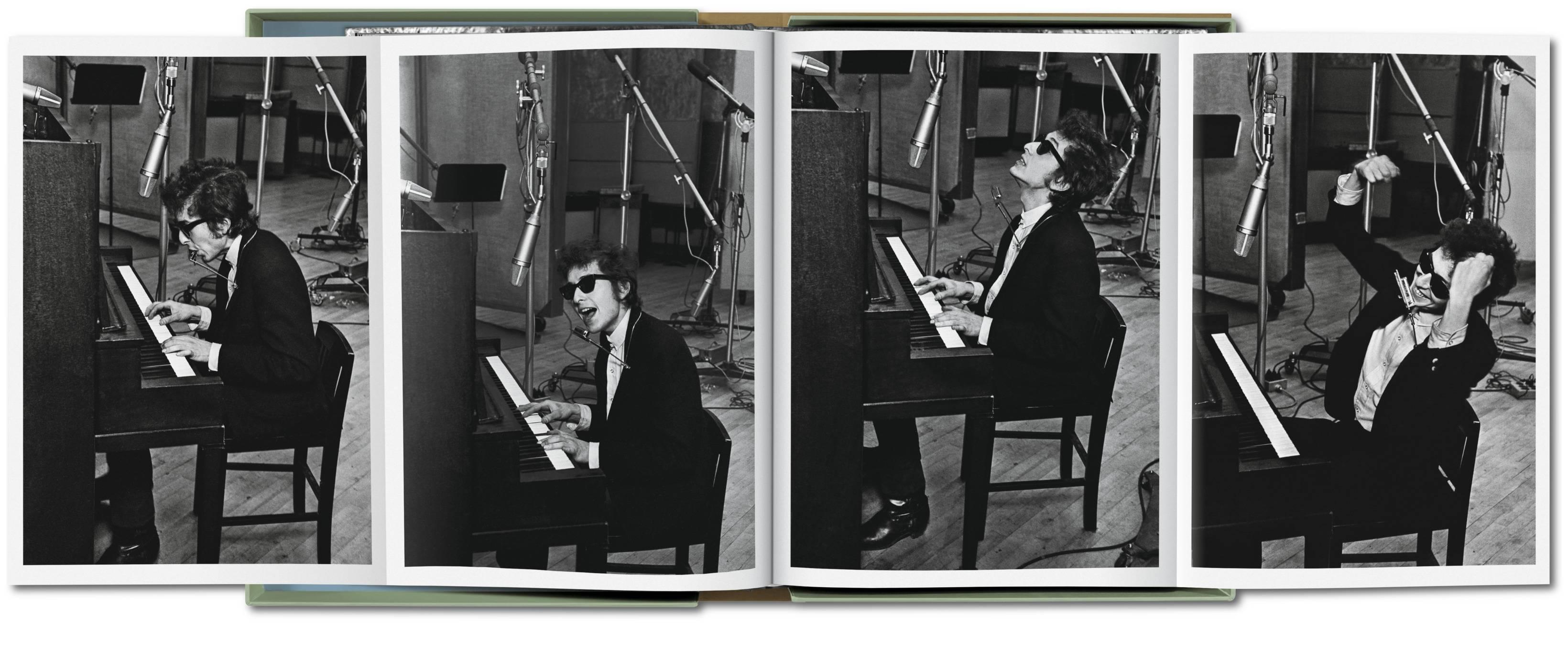 Daniel Kramer, Bob Dylan, Art Edition No. 1-100 ‘Bob Dylan with Dark Glasses, NY 3