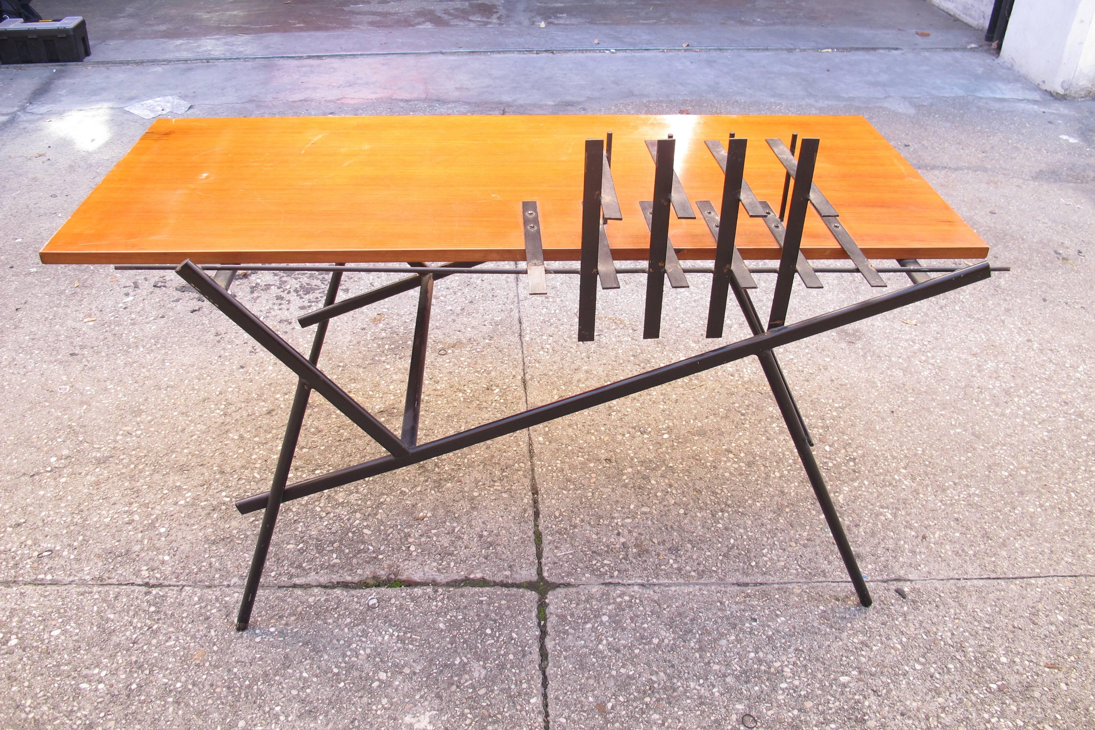 Mid-20th Century Beautiful Desk, Design Cesare Lazzarini, 1950