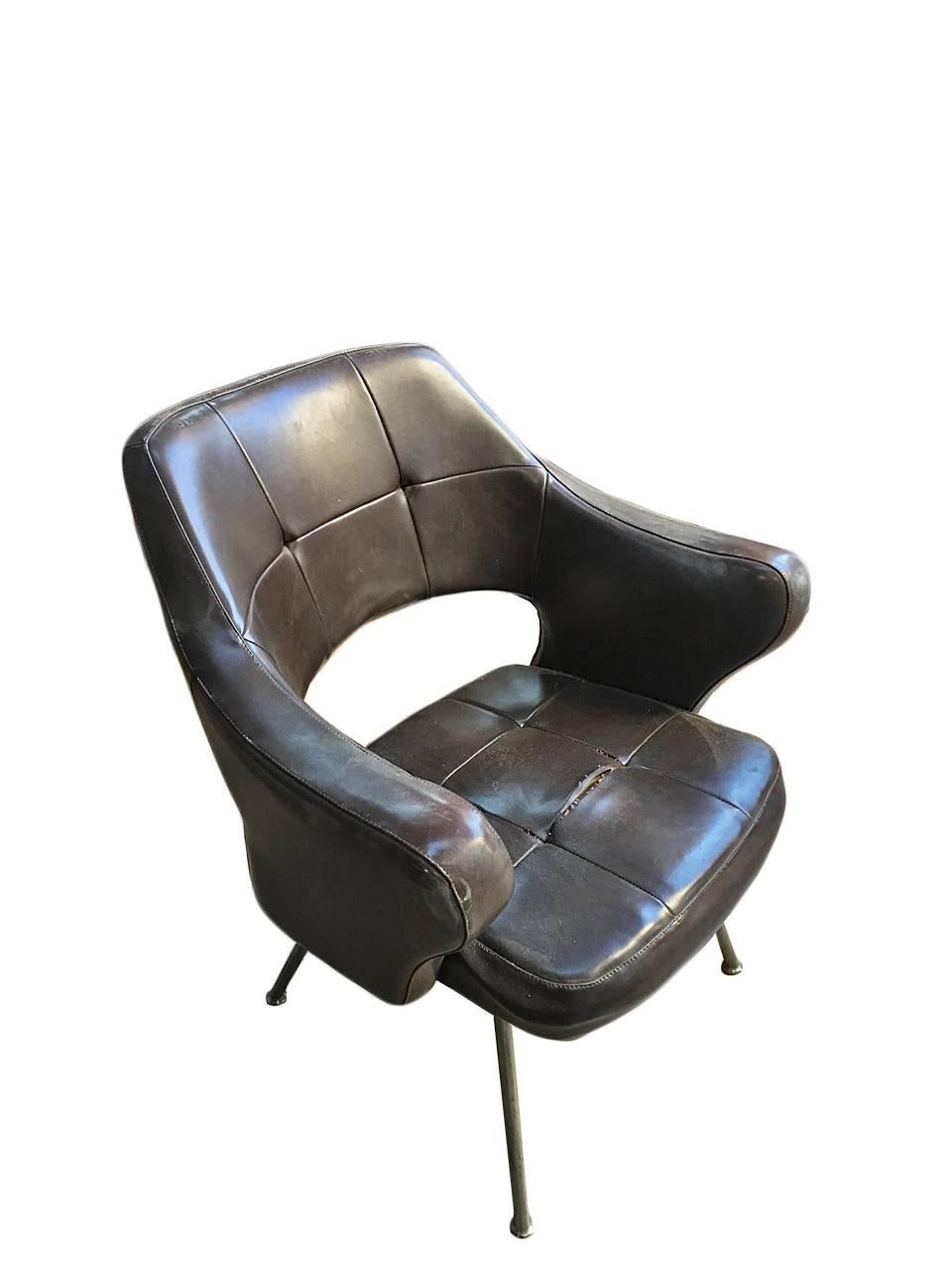 Rare pair of armchairs, design Gastone Rinaldi, 1950.
P16 model, chromed metal frame, to be restored,
Production Rima Padova.
Biography (Gastone Rinaldi Designer alla RIMA).