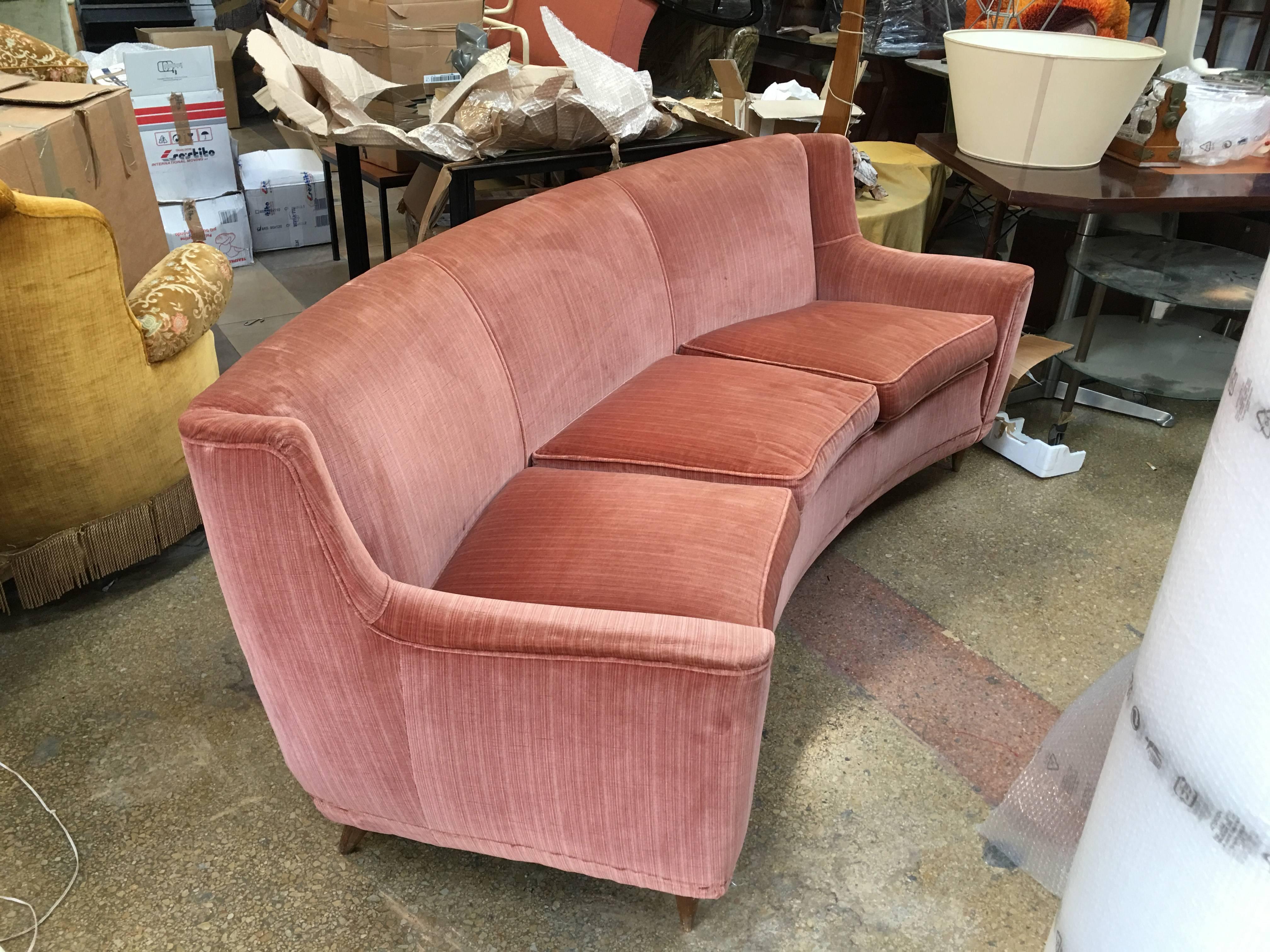 Rare Curved Sofa, Design Gio Ponti in 1940 In Good Condition For Sale In Saint-Ouen, FR