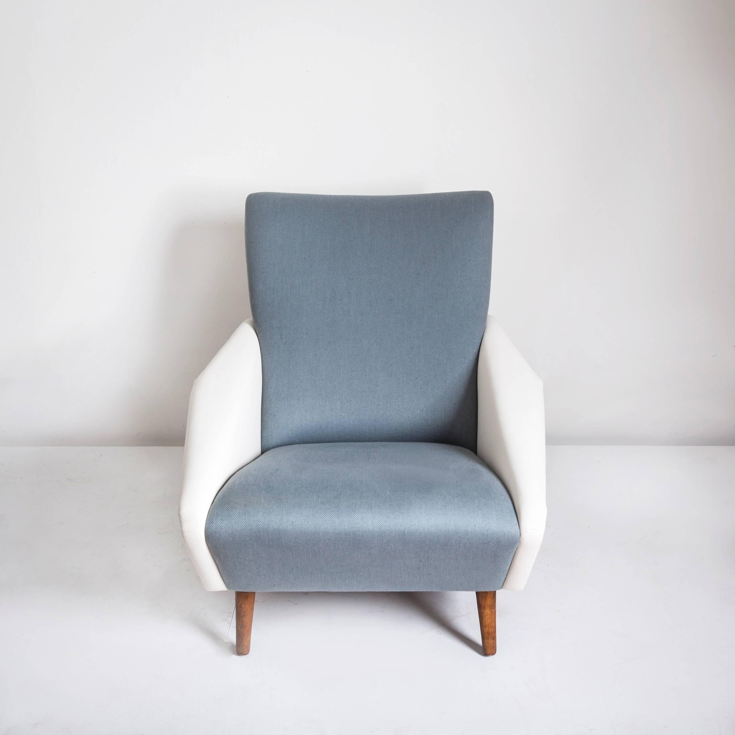 Model no. 807 Distex lounge chair by Gio Ponti, Italy circa 1960, manufactured by Cassina, original distributor's inventory labels to underside, with 