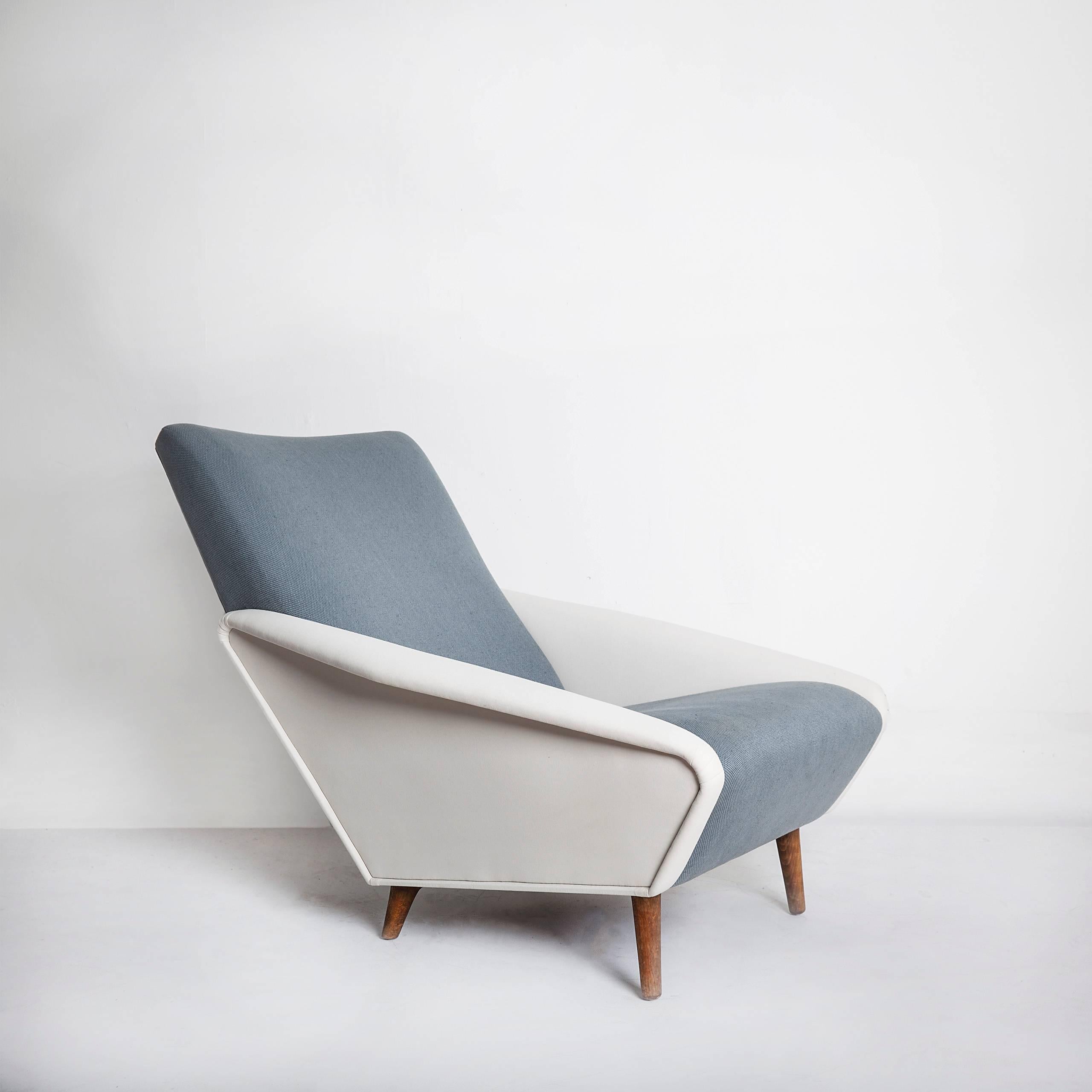 Upholstery Model No. 807 Distex Lounge Chair by Gio Ponti
