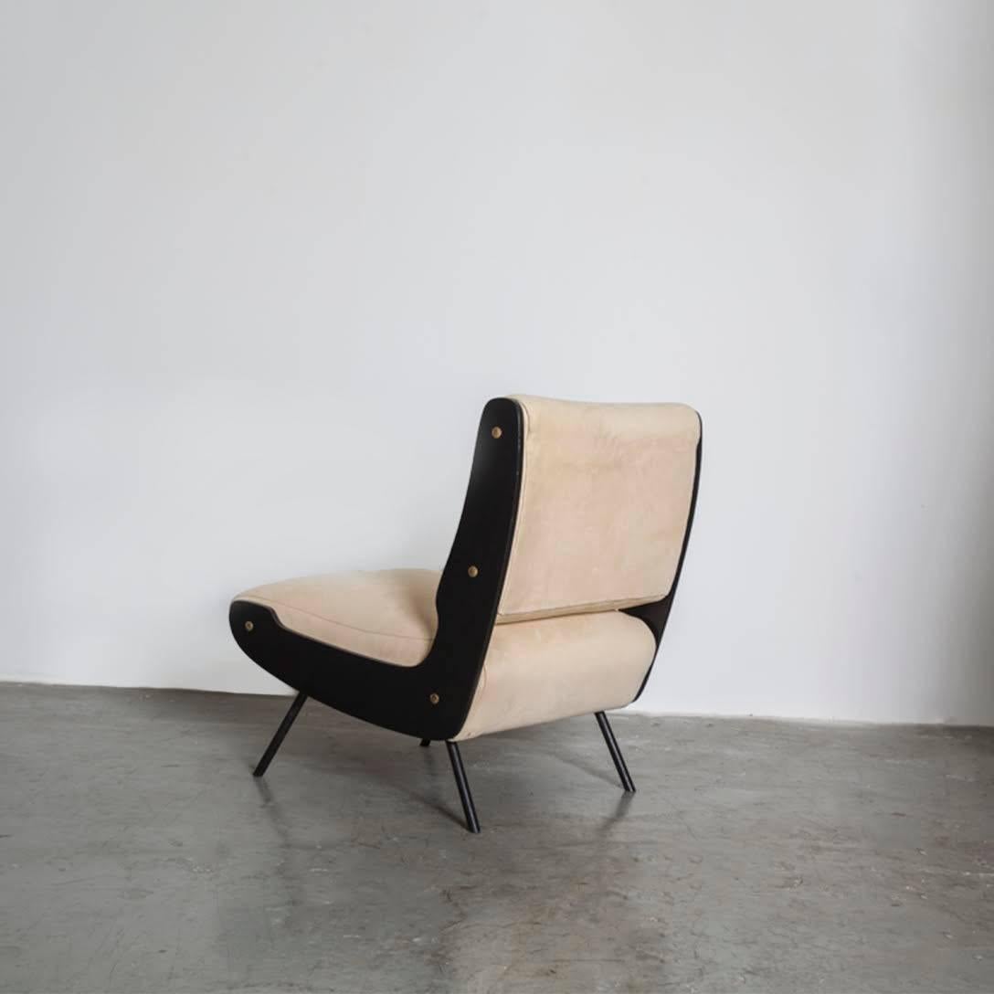 Ebonized Model No. 836 Lounge Chair by Gianfranco Frattini