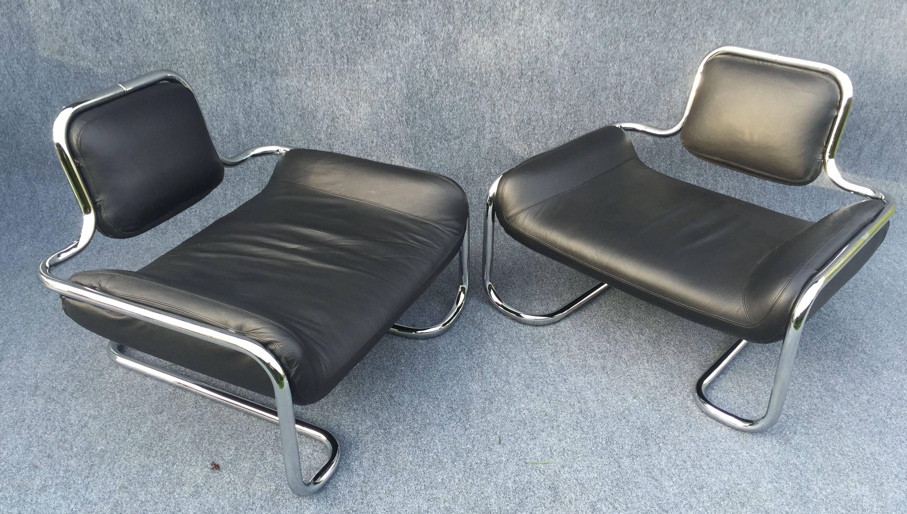 Late 20th Century A pair of Lemon Sole chairs by Kwok Hoi Chan for Steiner