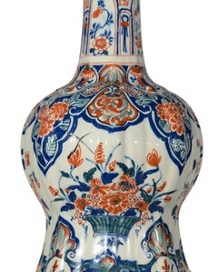 Petite lampe de table antique de style Delft, avec pied doré, vers 1700