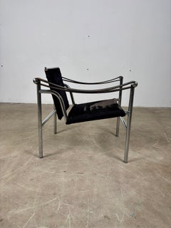 Fauteuil LC1 de Le Corbusier, Jeanneret et Perriand, par Cassina, Italie