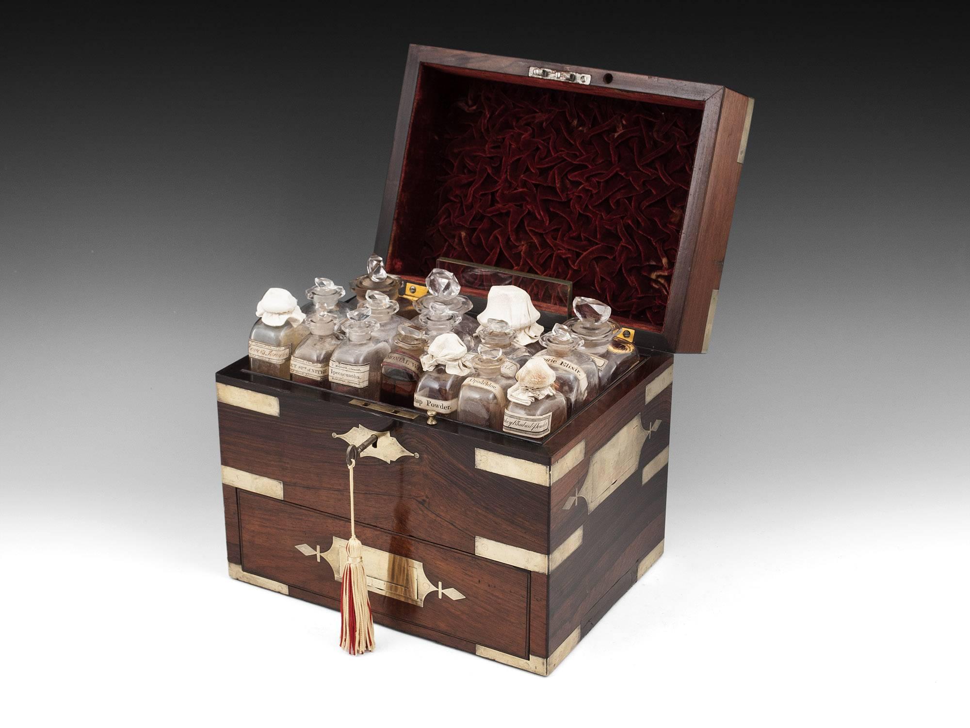 Antique Mahogany Apothecary Medicine Box with Brass Corner Brackets 19th Century 5