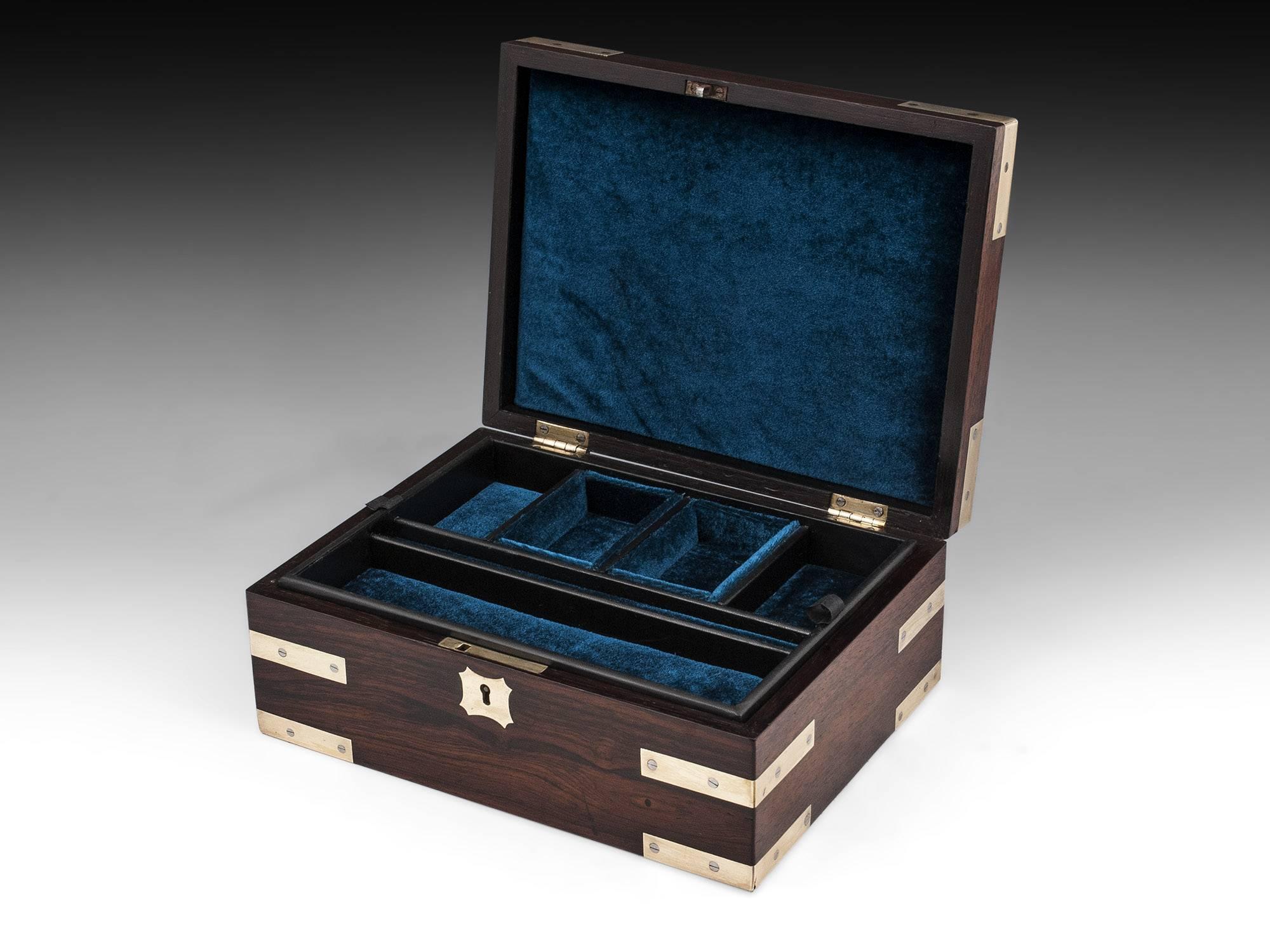 Antique Mahogany Jewelry Box with Robust Brass Corner Brackets, 19th Century 3