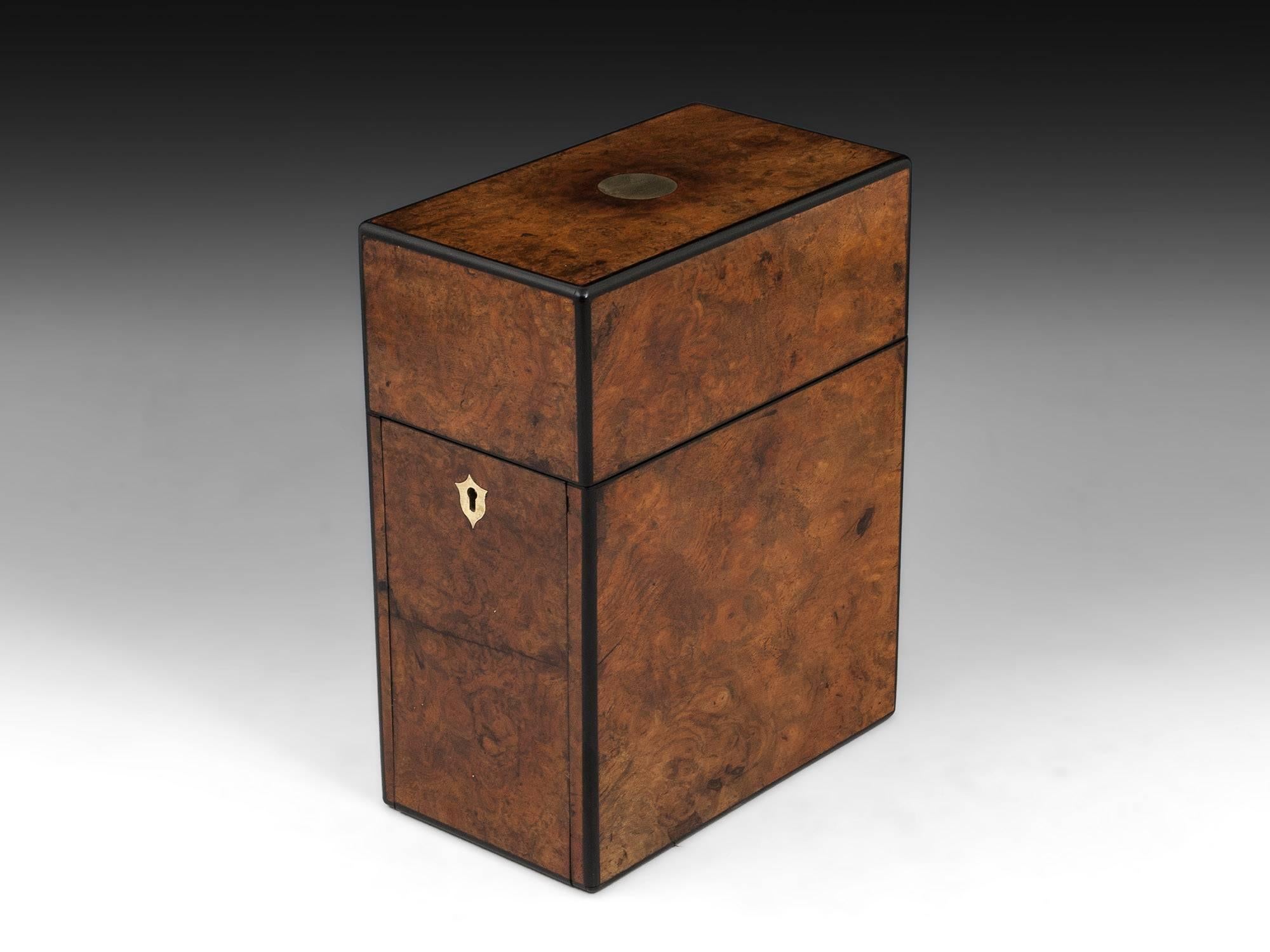Victorian Antique Burr Walnut Ebony Edged Single Decanter Box, 19th Century