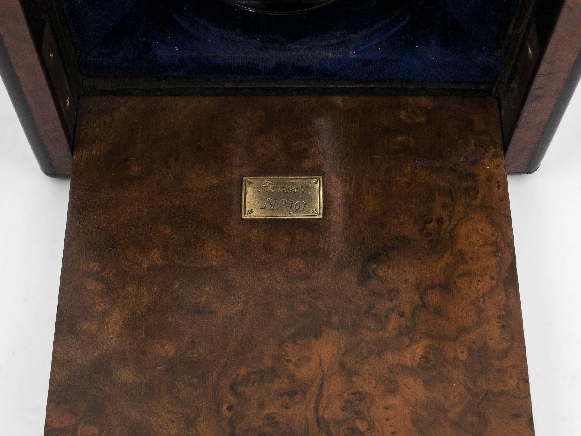 Antique Burr Walnut Ebony Edged Single Decanter Box, 19th Century In Good Condition In Northampton, United Kingdom