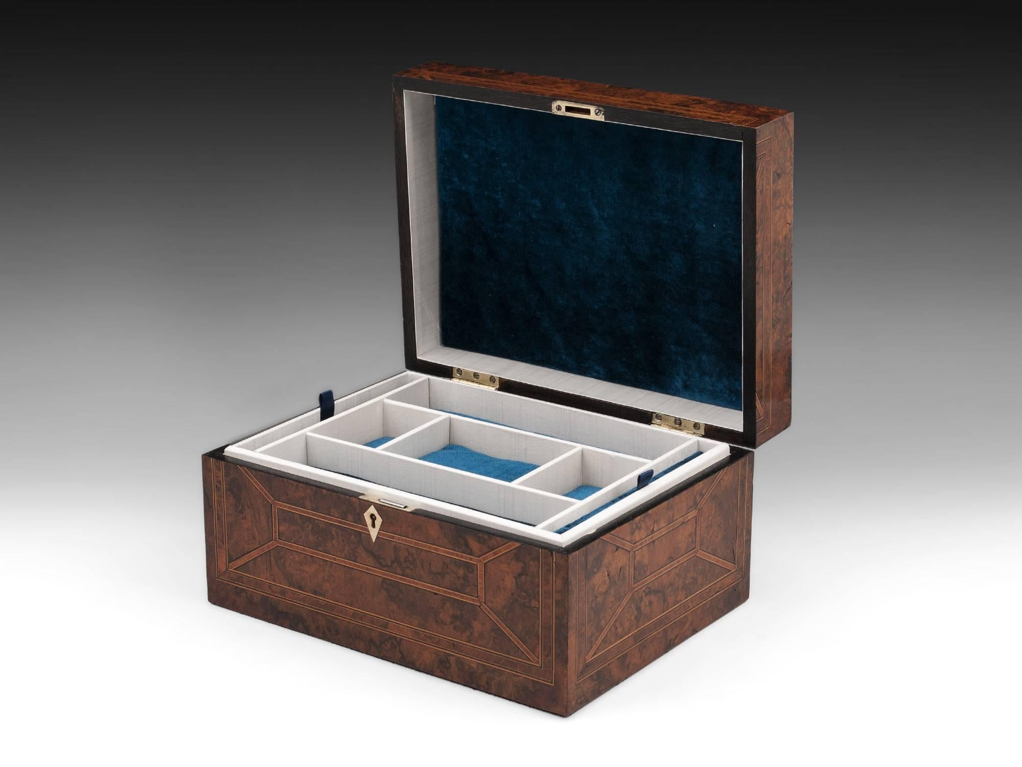Antique Burr Walnut Inlaid Urn Jewelry Box, Early 20th Century 1
