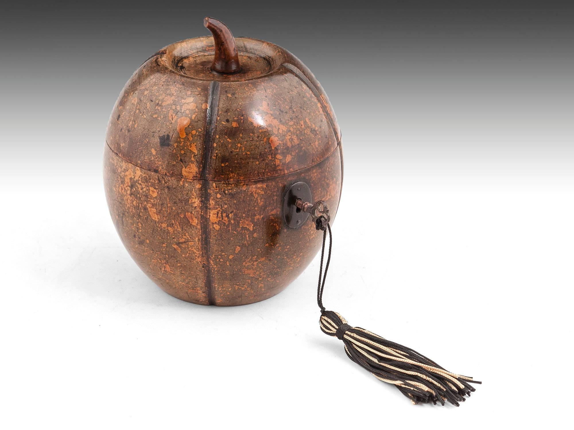 Antique Melon Fruitwood Tea Caddy In Excellent Condition For Sale In Northampton, United Kingdom
