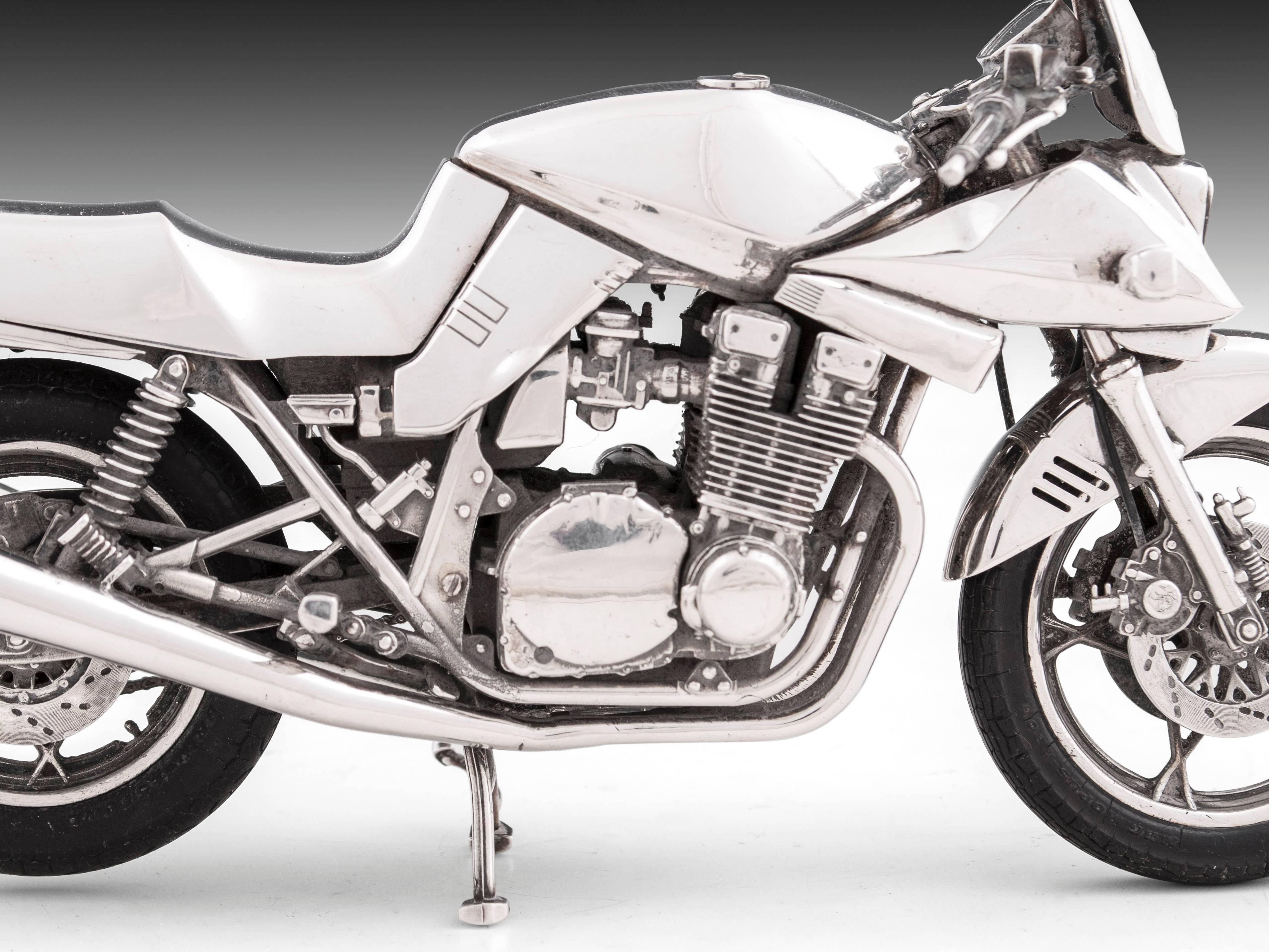 Sterling Silver Scale Model Suzuki Katana Motorcyle In Excellent Condition For Sale In Northampton, United Kingdom