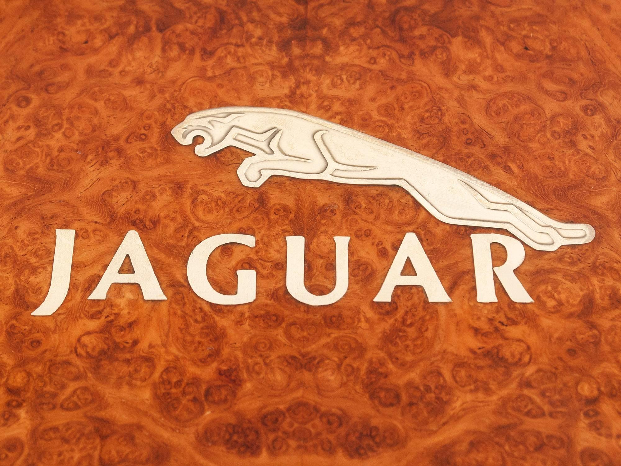 Jaguar Cigar Box 3