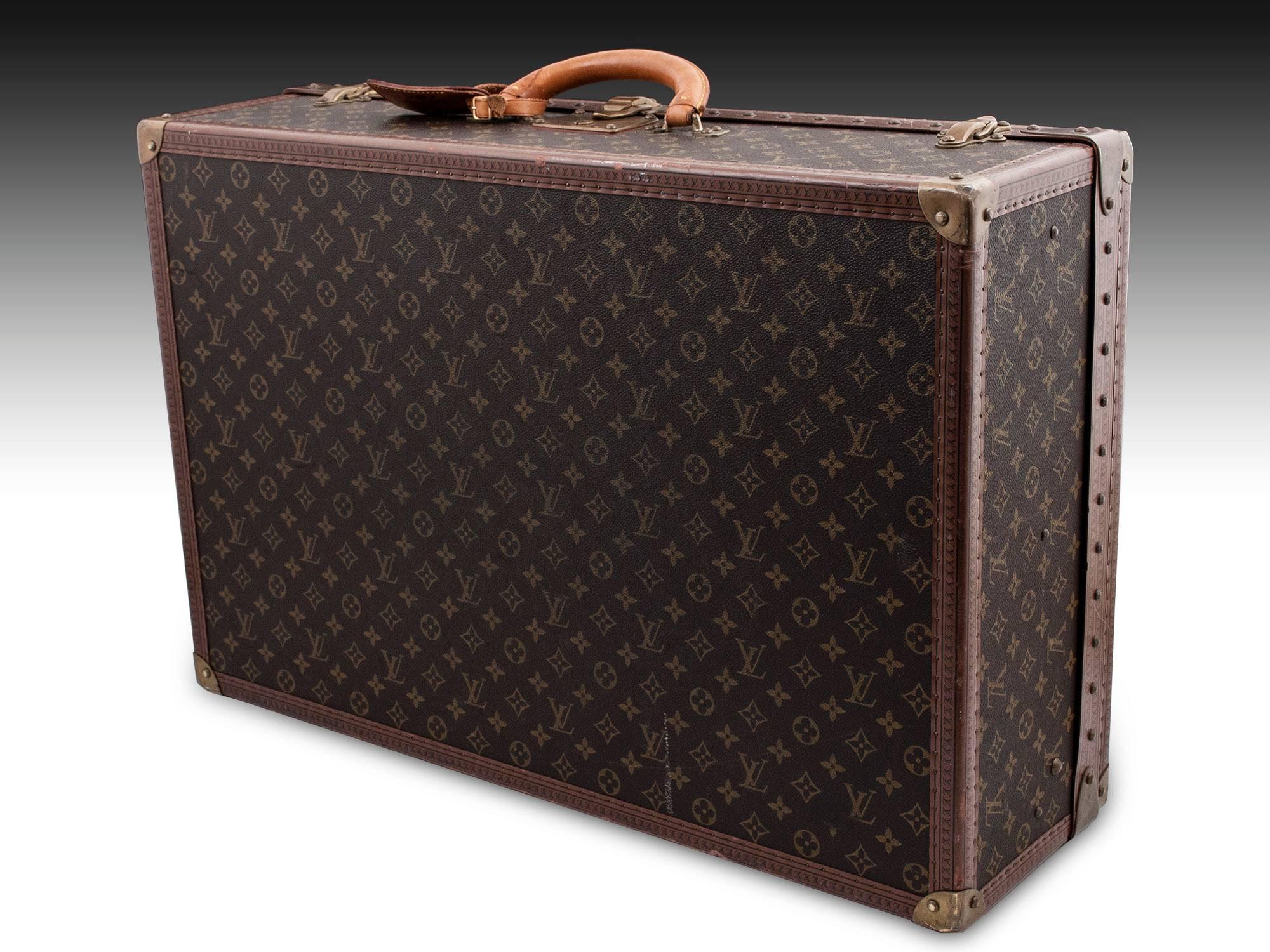 Louis Vuitton Luxury Vintage Suitcase In Good Condition In Northampton, United Kingdom